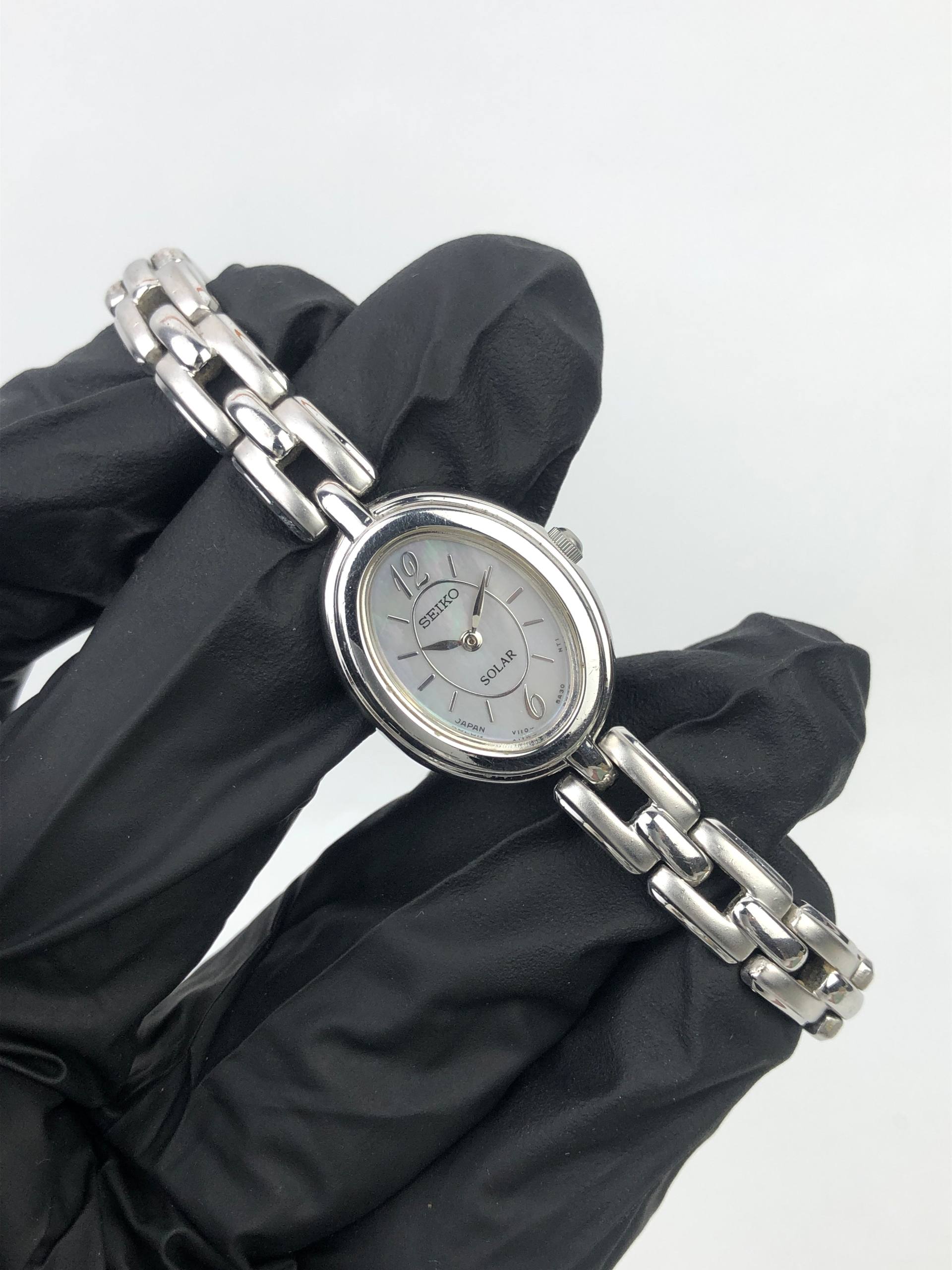 SEIKO SOLAR V110 MOTHER OF PEARL DIAL ORIGINAL BRACELET JAPAN LADIES - Gambar 4