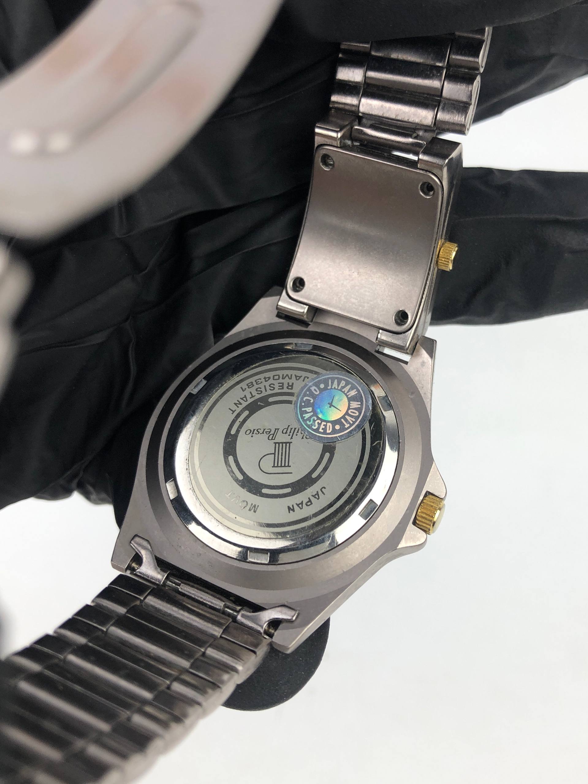 PHILIP PERSIO DUAL TIME JAPAN QUARTZ SILVER GUILLOCHÉ DIAL TWO TONE - Gambar 8