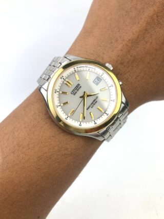 CITIZEN ECO-DRIVE RADIO CONTROLLED TWO TONE WHITE DIAL