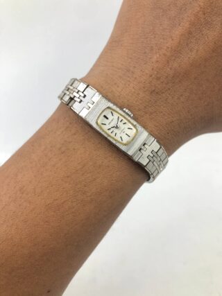 VINTAGE SEIKO CAL 1520 QUARTZ TV SHAPE SILVER DIAL LADIES ORIGINAL JAPAN