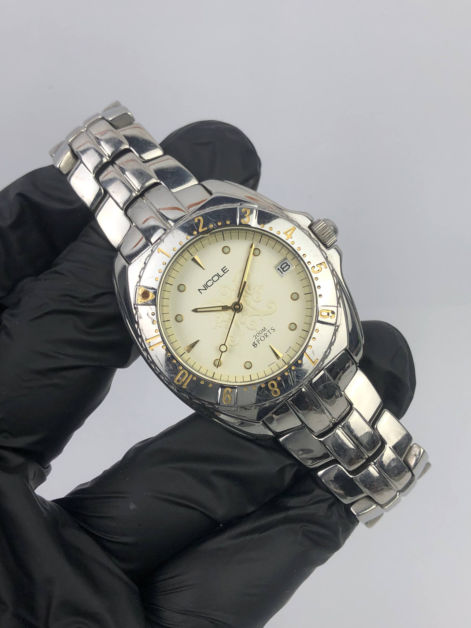 NICOLE SPORTS 200M CREAM DIAL DATE MEN’S WATCH - Gambar 5