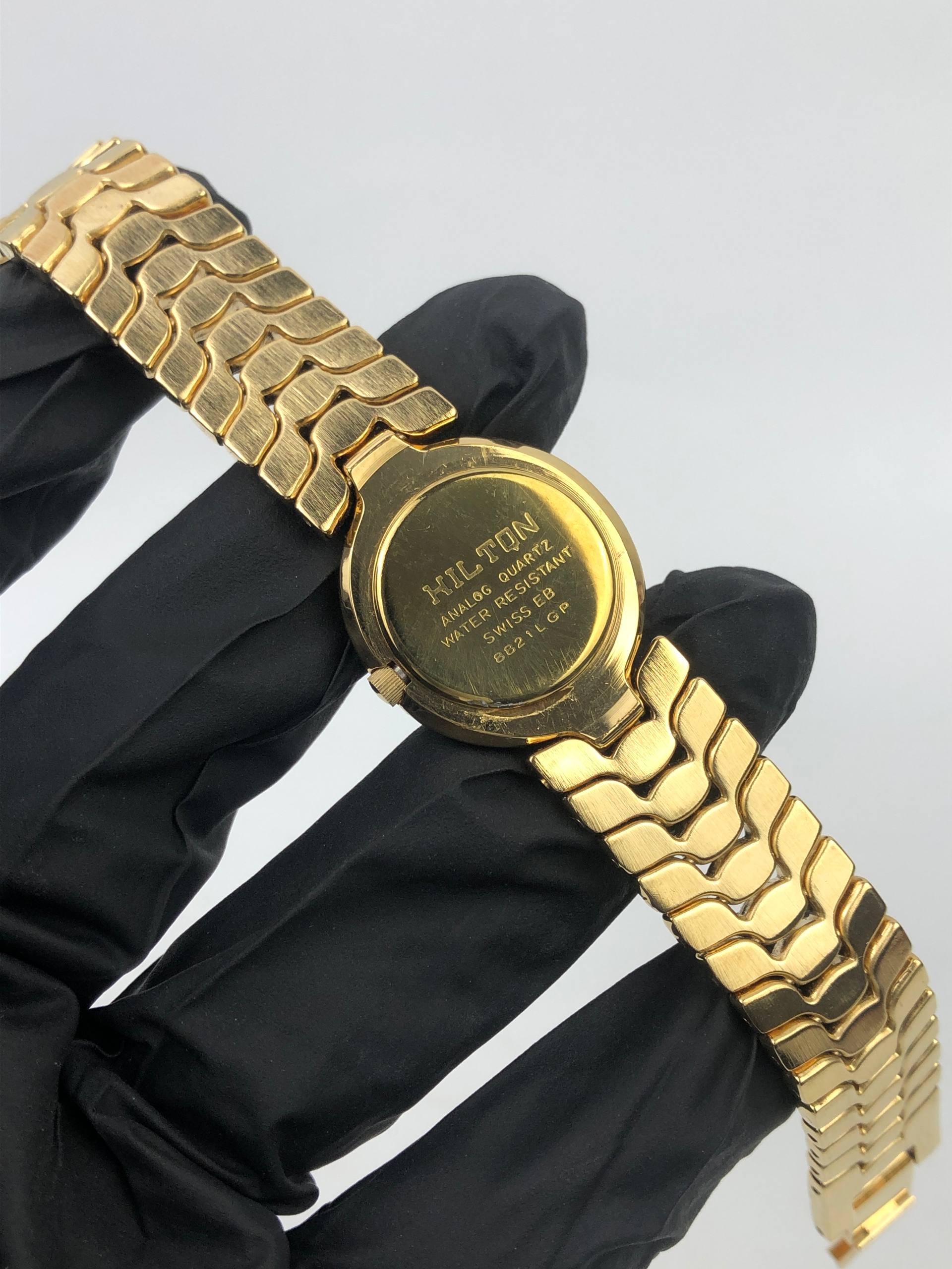HILTON JEWEL SET DIAL INTEGRATED BRACELET SWISSMADE - Gambar 7