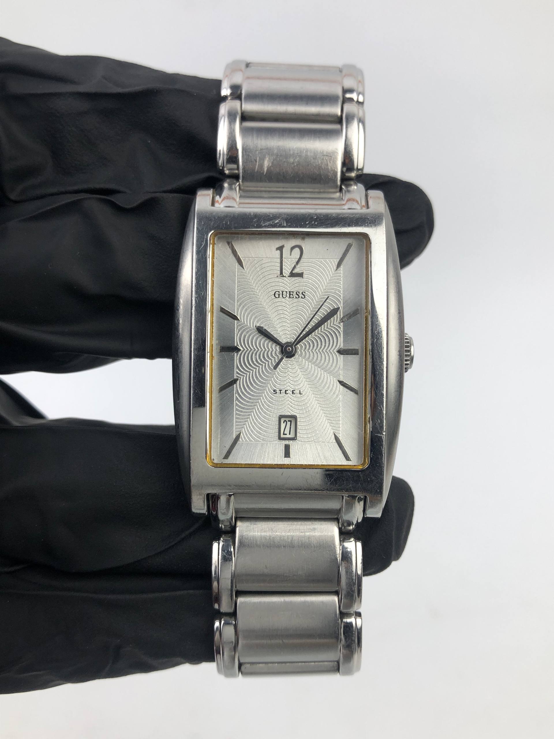 GUESS RECTANGULAR DRESS WATCH MAN - Gambar 2