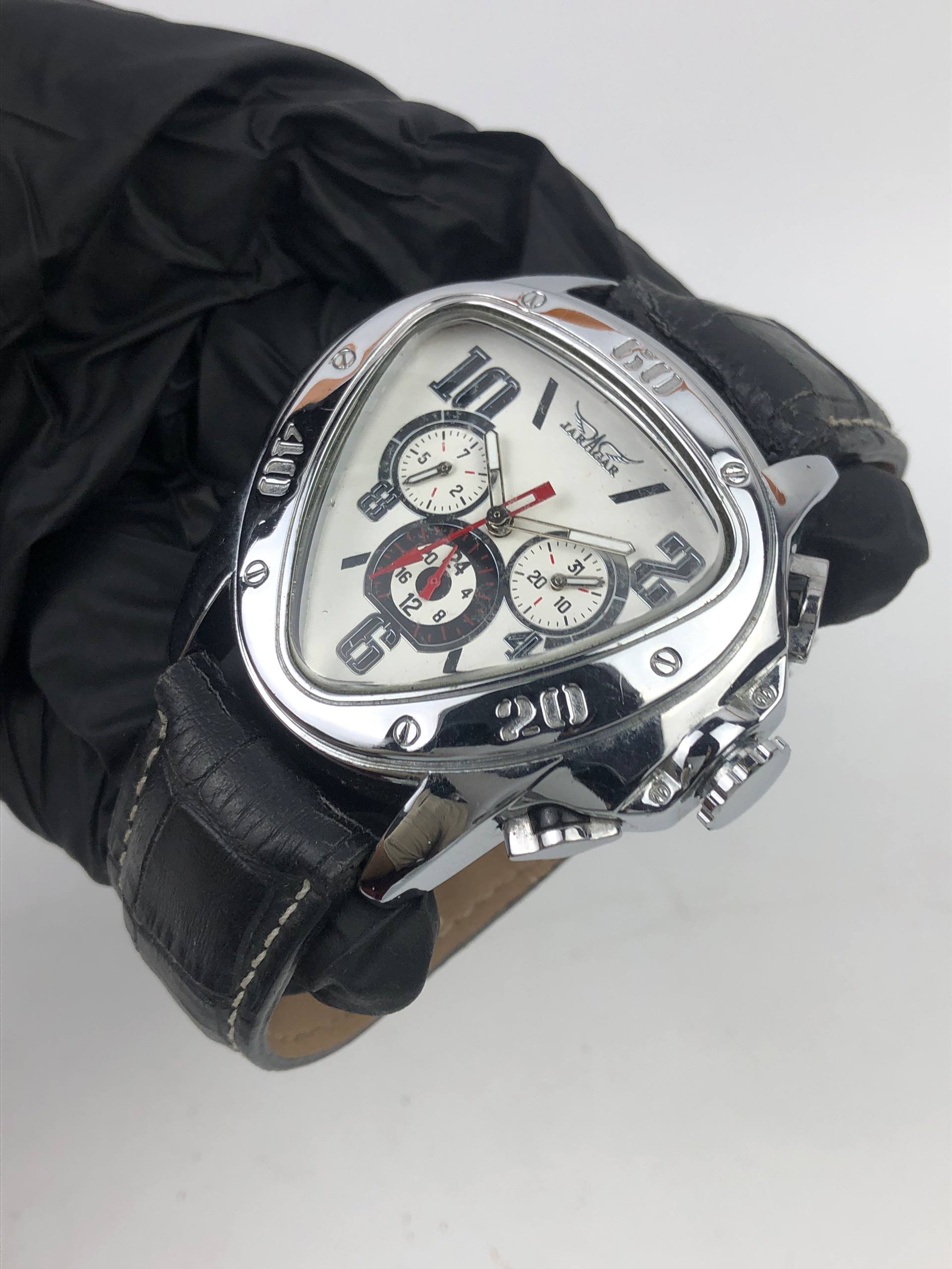 JARAGAR GEOMETRIC TRIANGLE MECHANICAL WATCH GMT951 - Gambar 3