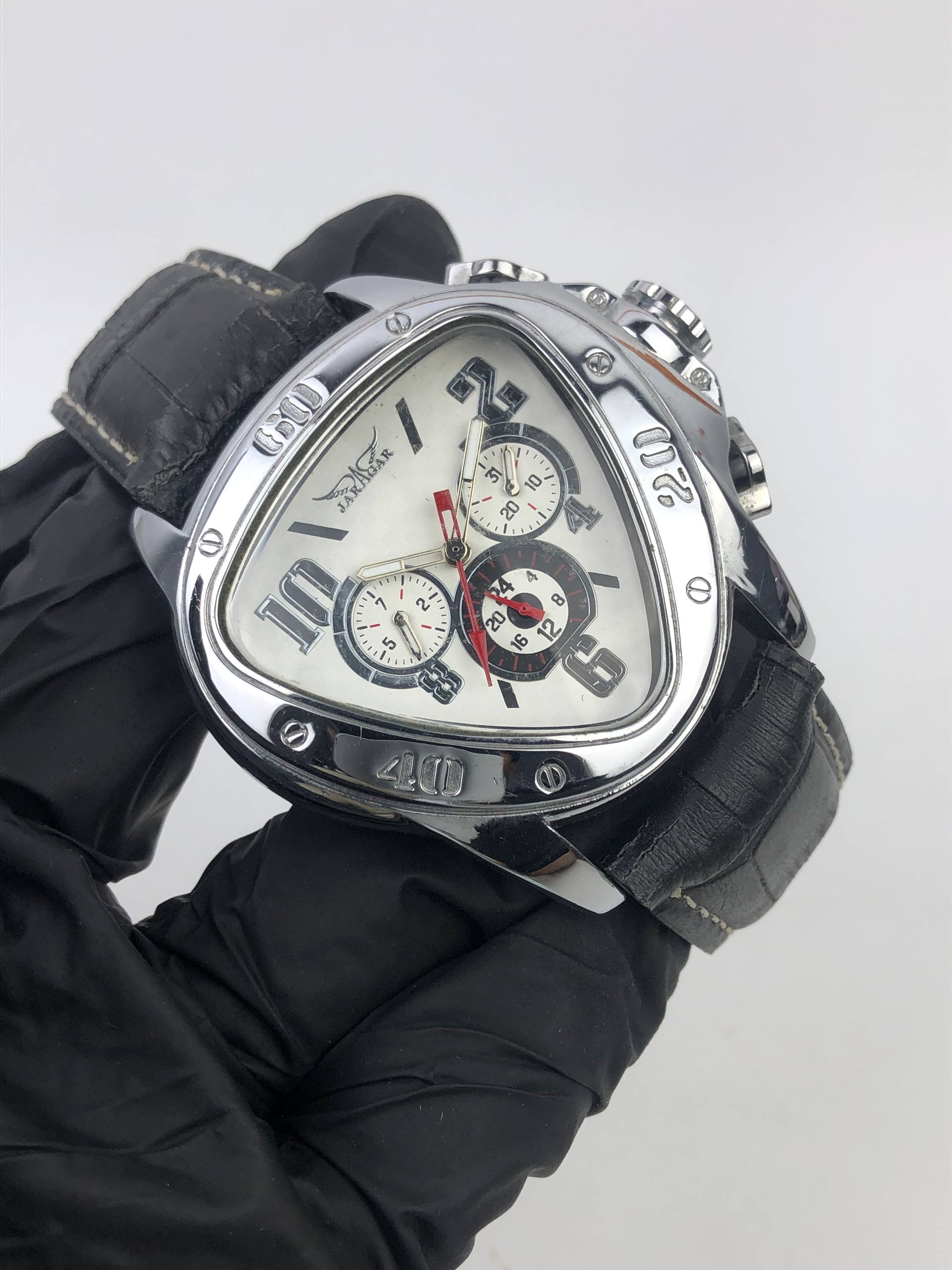 JARAGAR GEOMETRIC TRIANGLE MECHANICAL WATCH GMT951 - Gambar 4