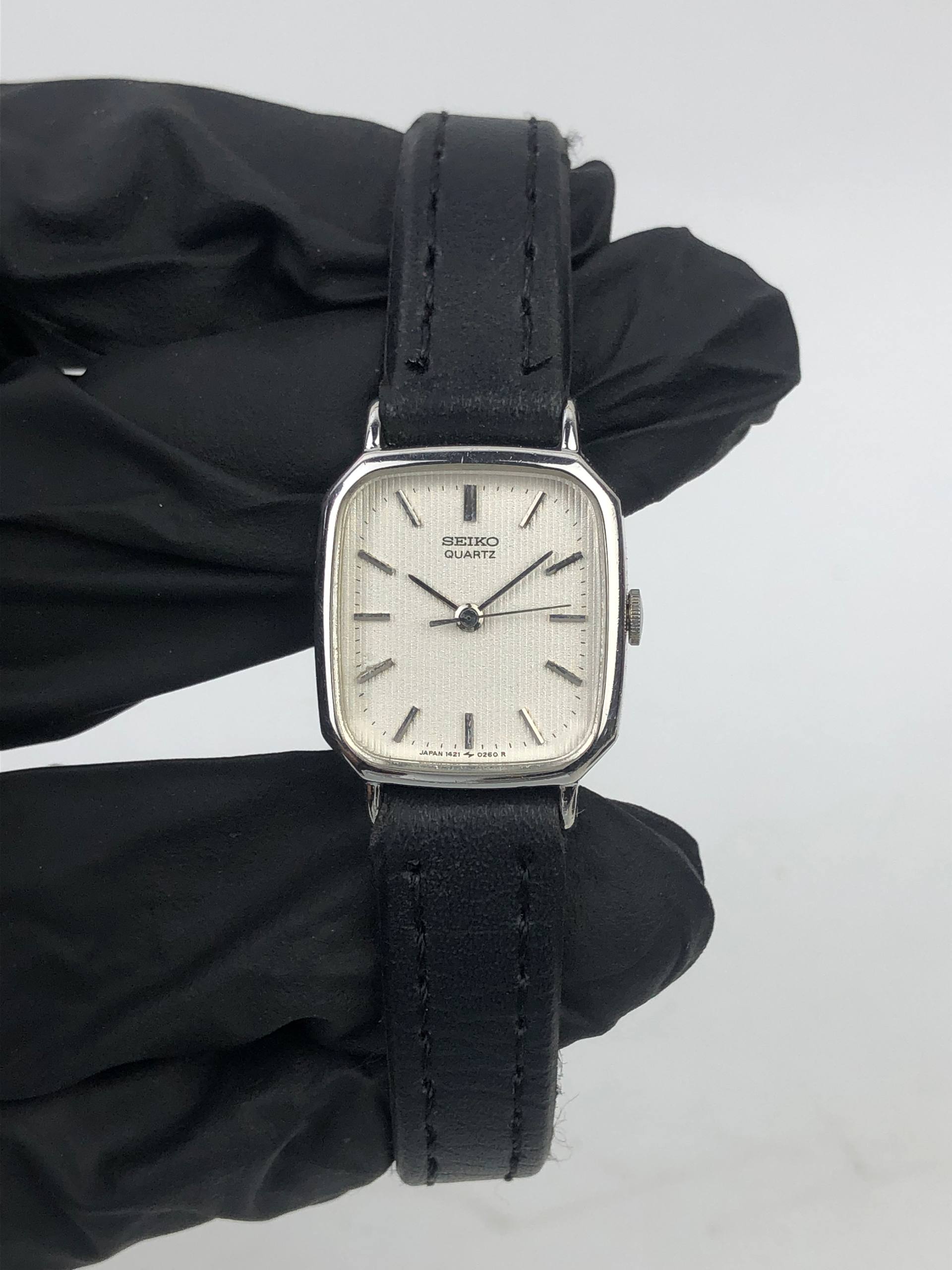 SEIKO SQUARE QUARTZ LADIES LINEN DIAL - Gambar 2