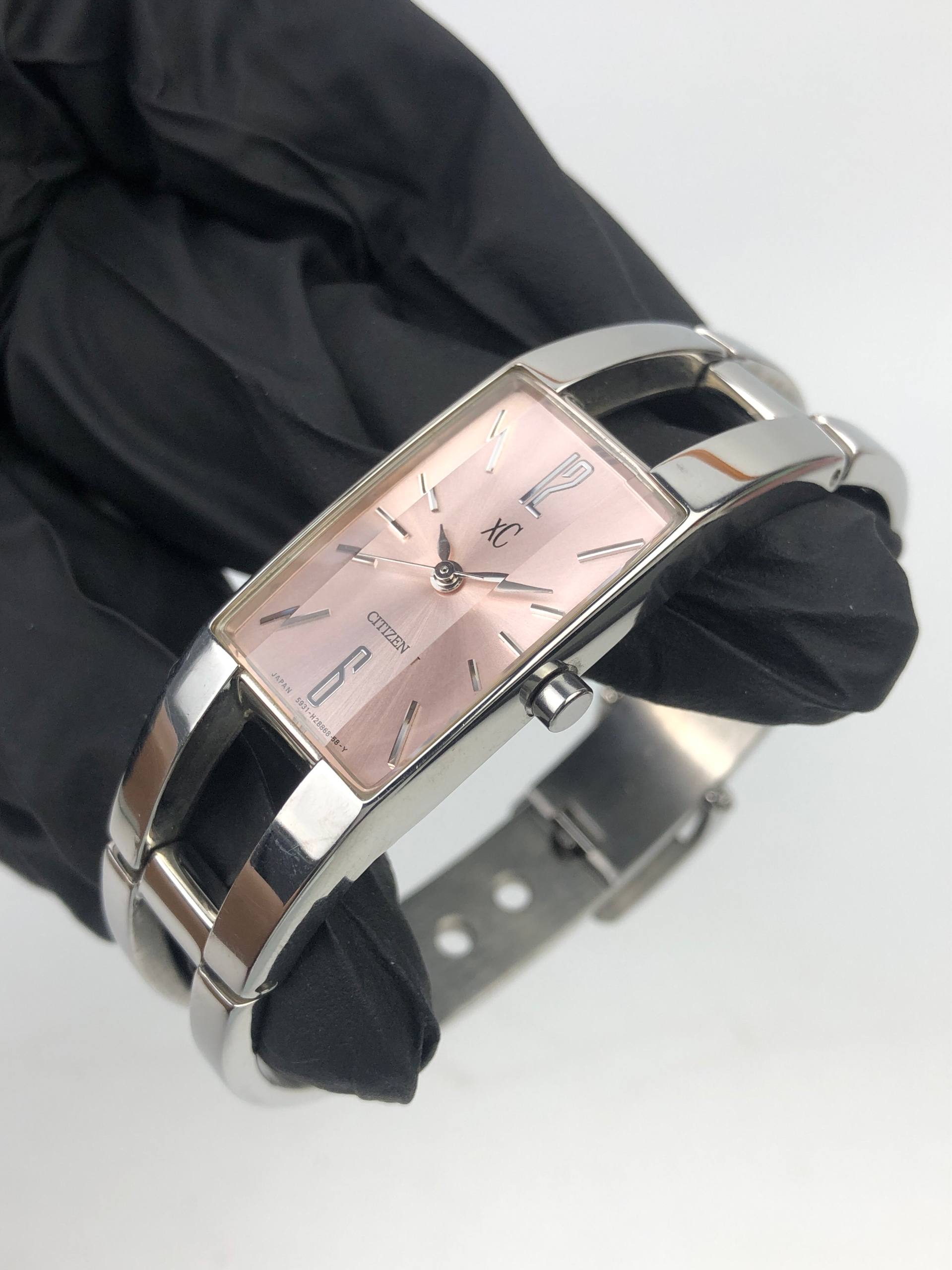 CITIZEN XC BANGLE TANK PINK DIAL - Gambar 3