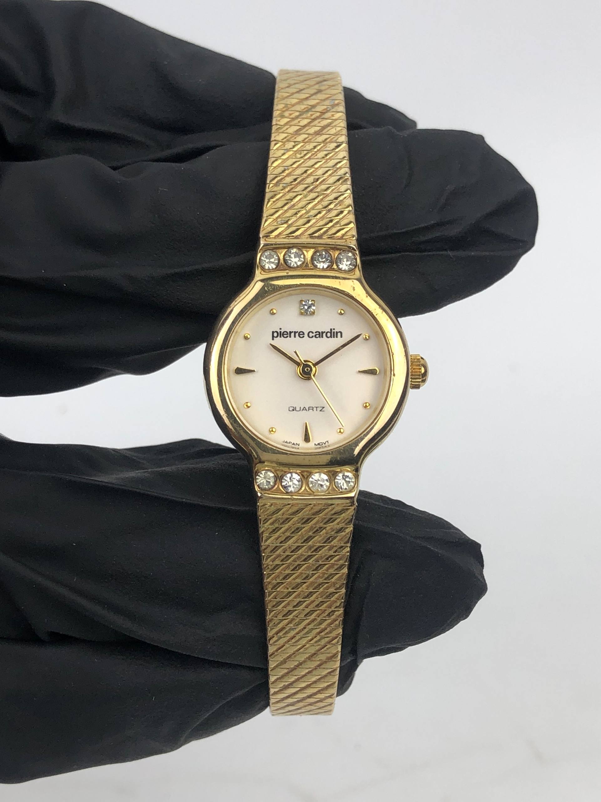 PIERE CARDIN BANGLE LADIES GOLD TONE - Gambar 2