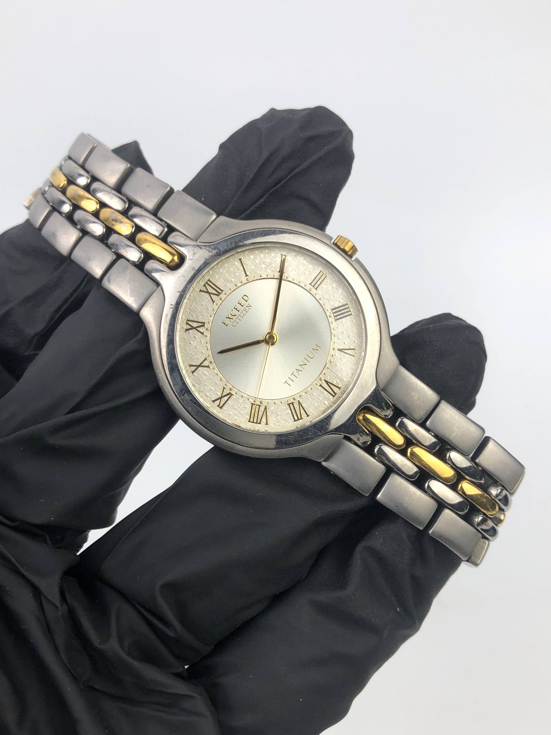 CITIZEN EXCEED ROMAN TITANIUM GUILOCHE DIAL - Gambar 4