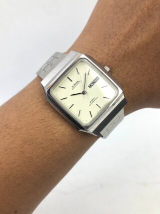 CITIZEN FORMA SQUARE DAYDATE QUARTZ JAPAN