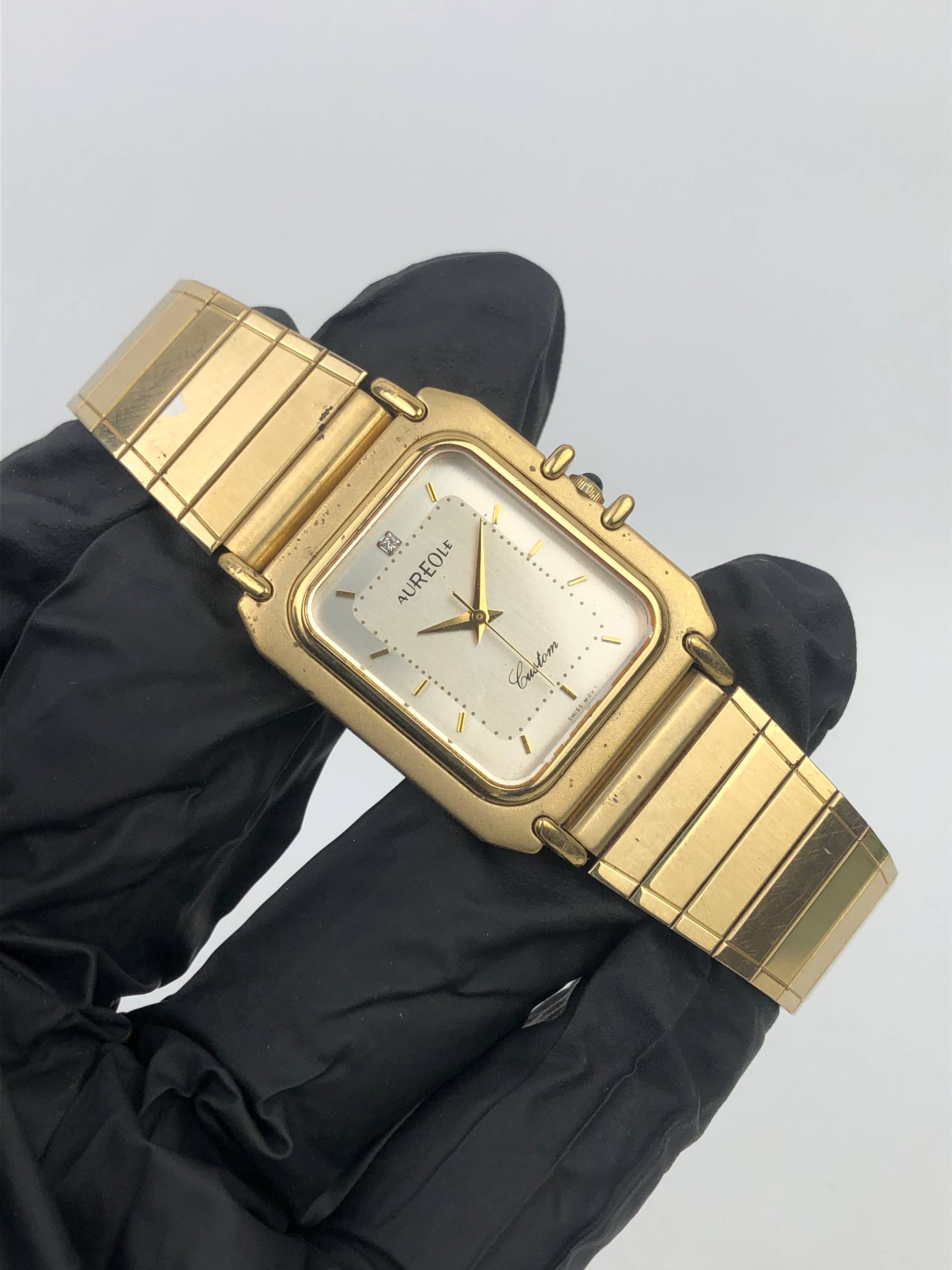 AUREOLE SWISSWATCH SQUARE ALL GOLD QUARTZ - Gambar 4