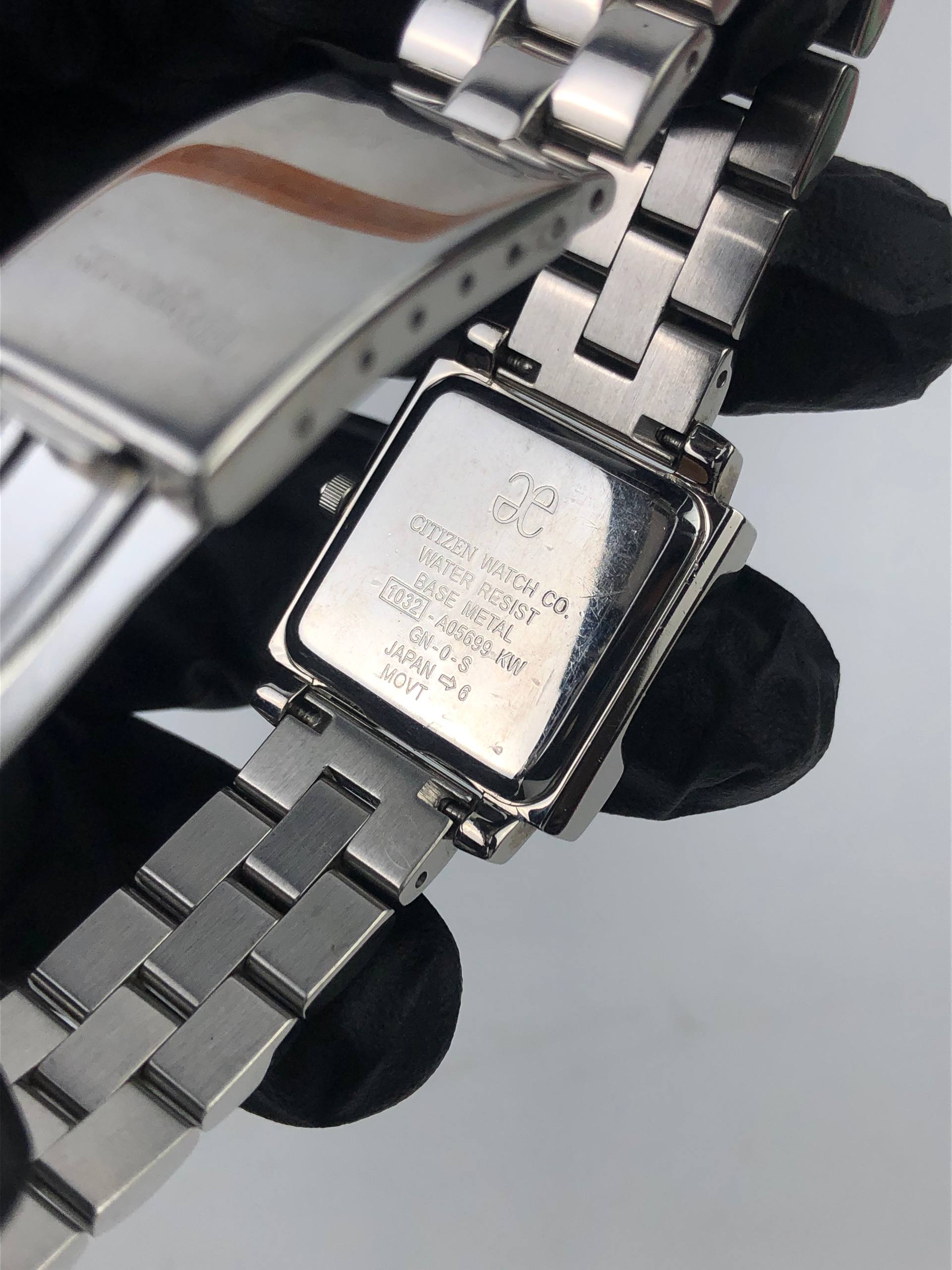 CITIZEN ELEGANCE SQUARE QUARTZ LADIES - Gambar 8
