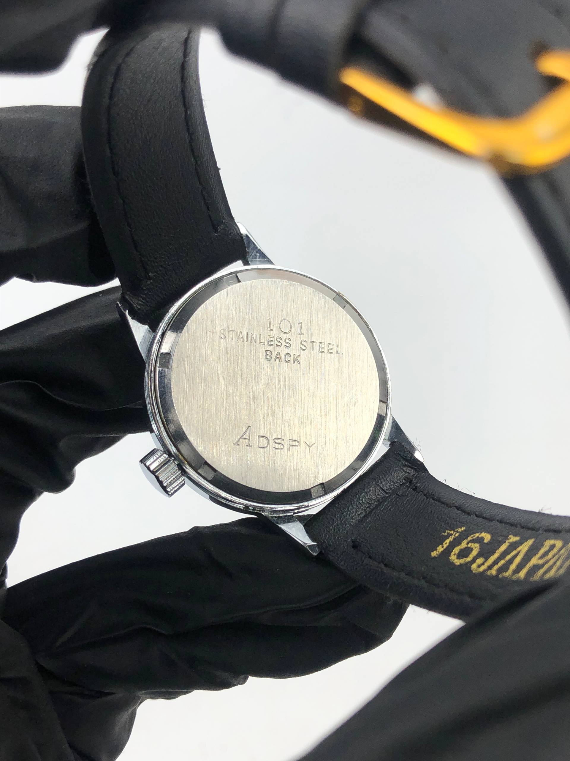 CHARACTER WATCH SWISS MANUAL BEETY BOOR VINTAGE MIDSIZE - Gambar 7