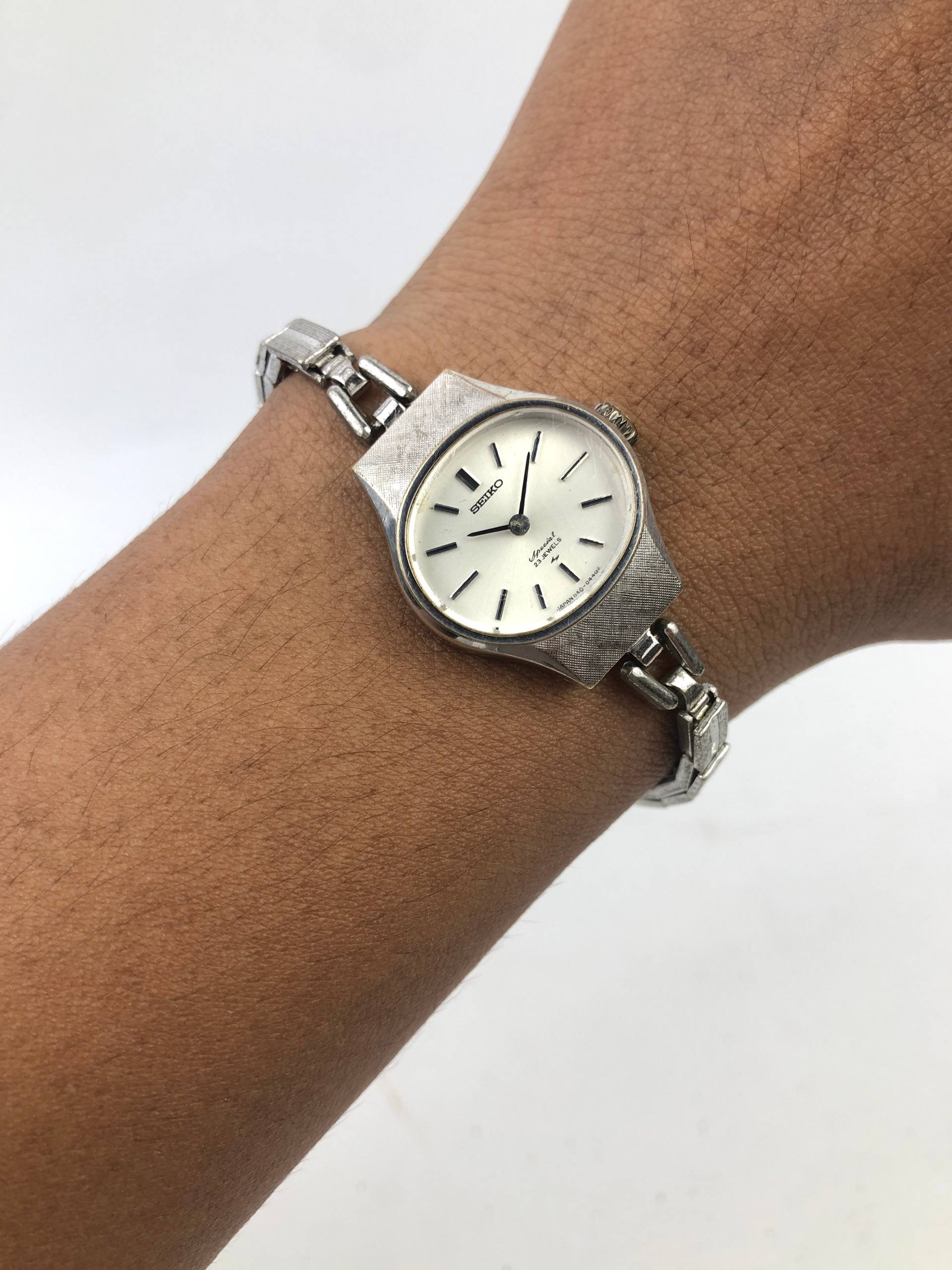 SEIKO SPECIAL 1140-7230 VINTAGE OVAL LADIES