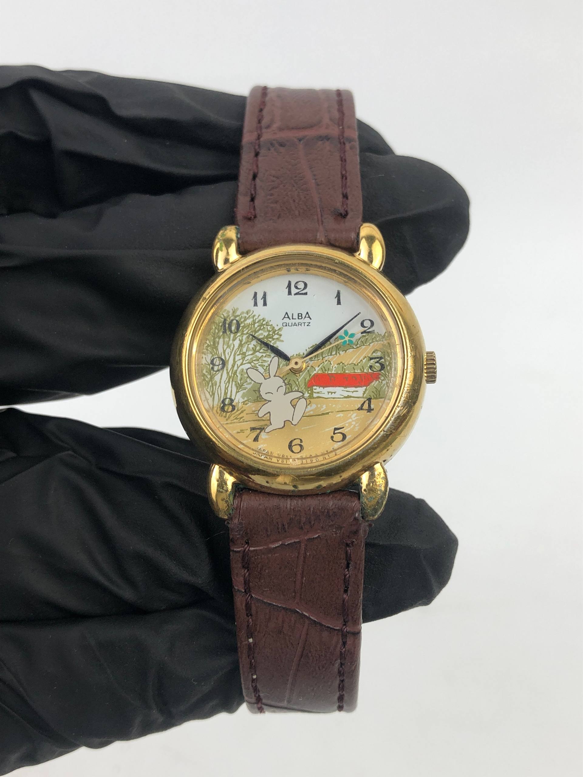 CHARACTER WATCH ALBA QUARTZ V811-0840 - Gambar 2