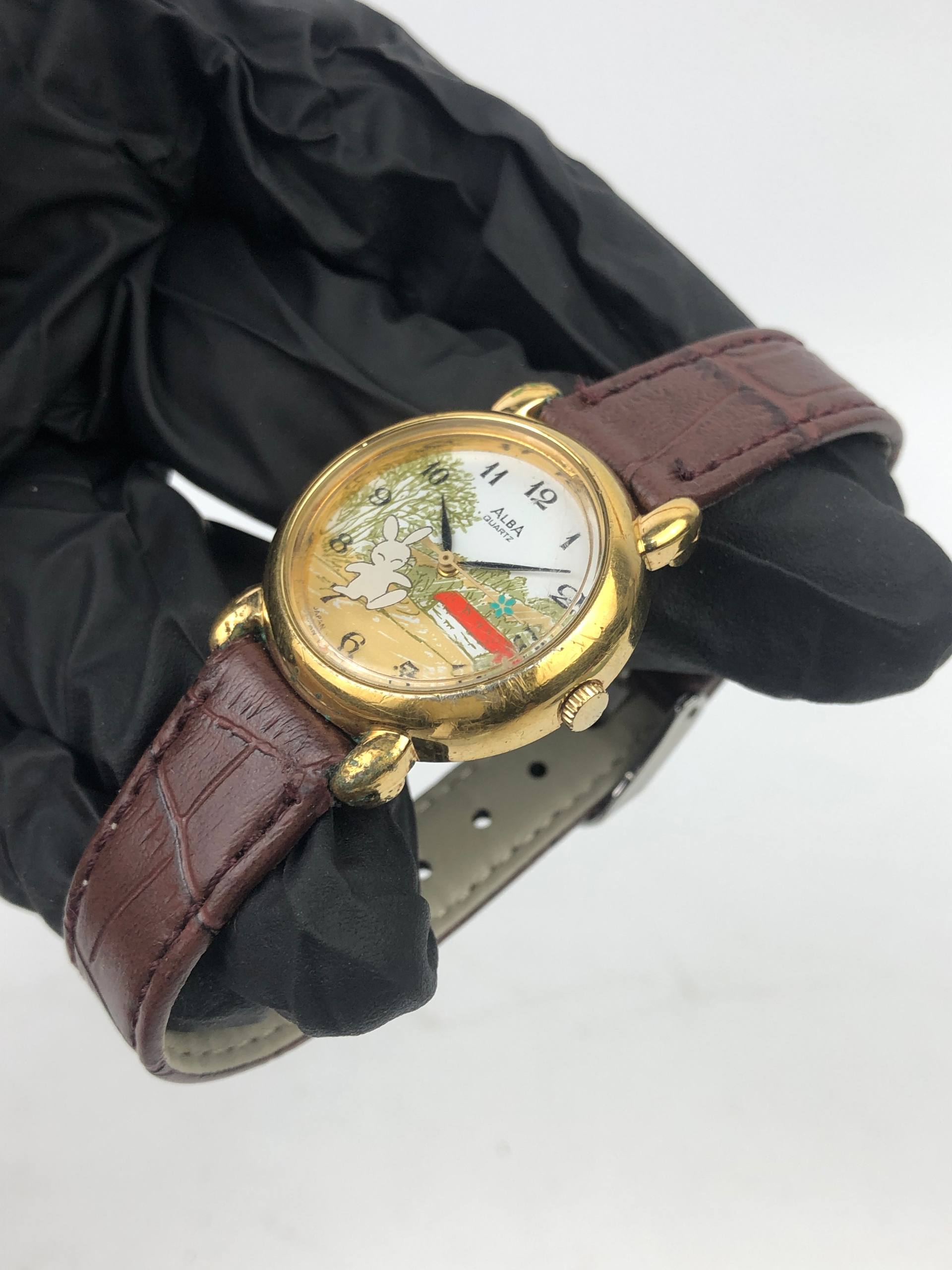 CHARACTER WATCH ALBA QUARTZ V811-0840 - Gambar 4