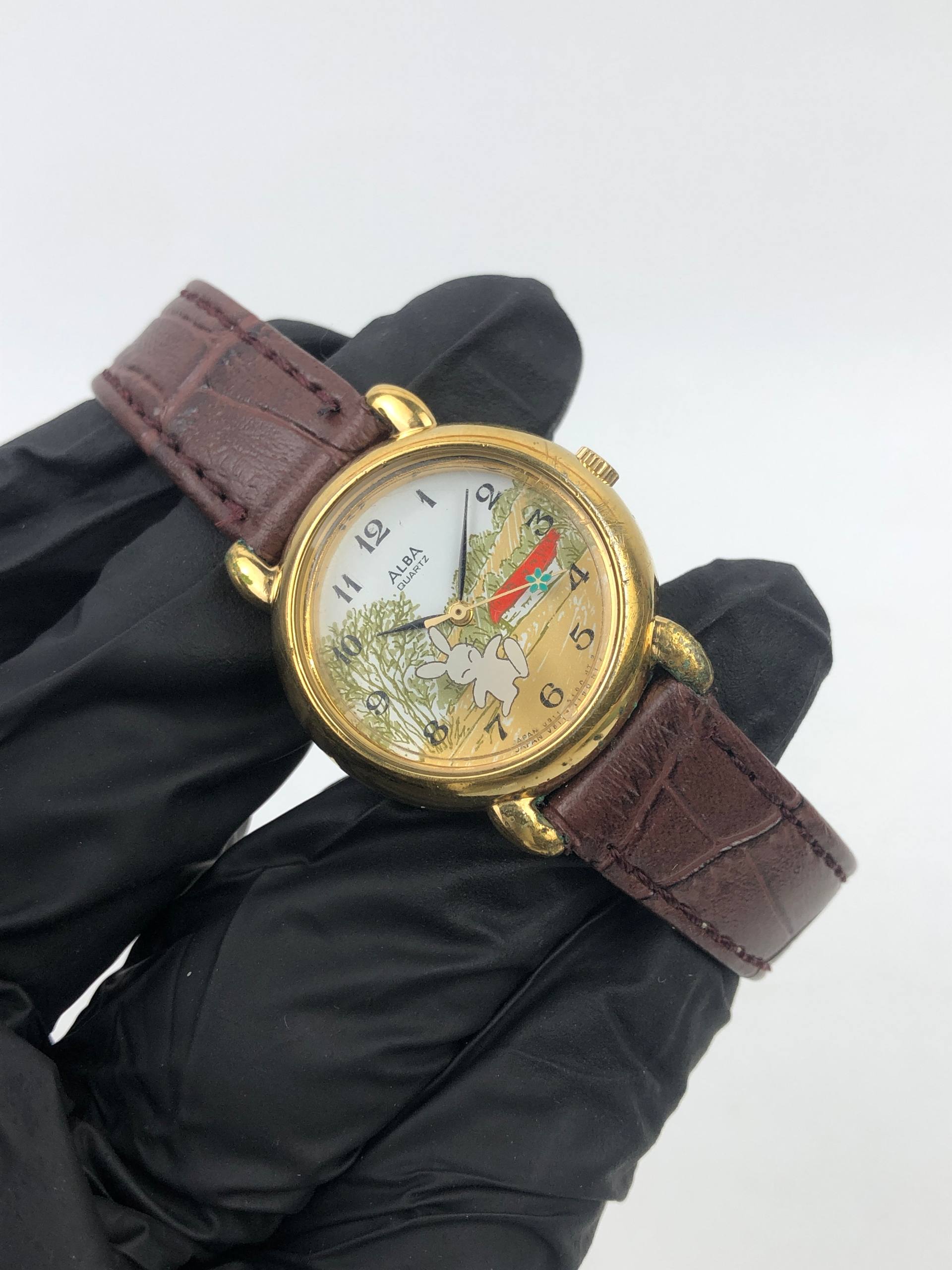 CHARACTER WATCH ALBA QUARTZ V811-0840 - Gambar 3