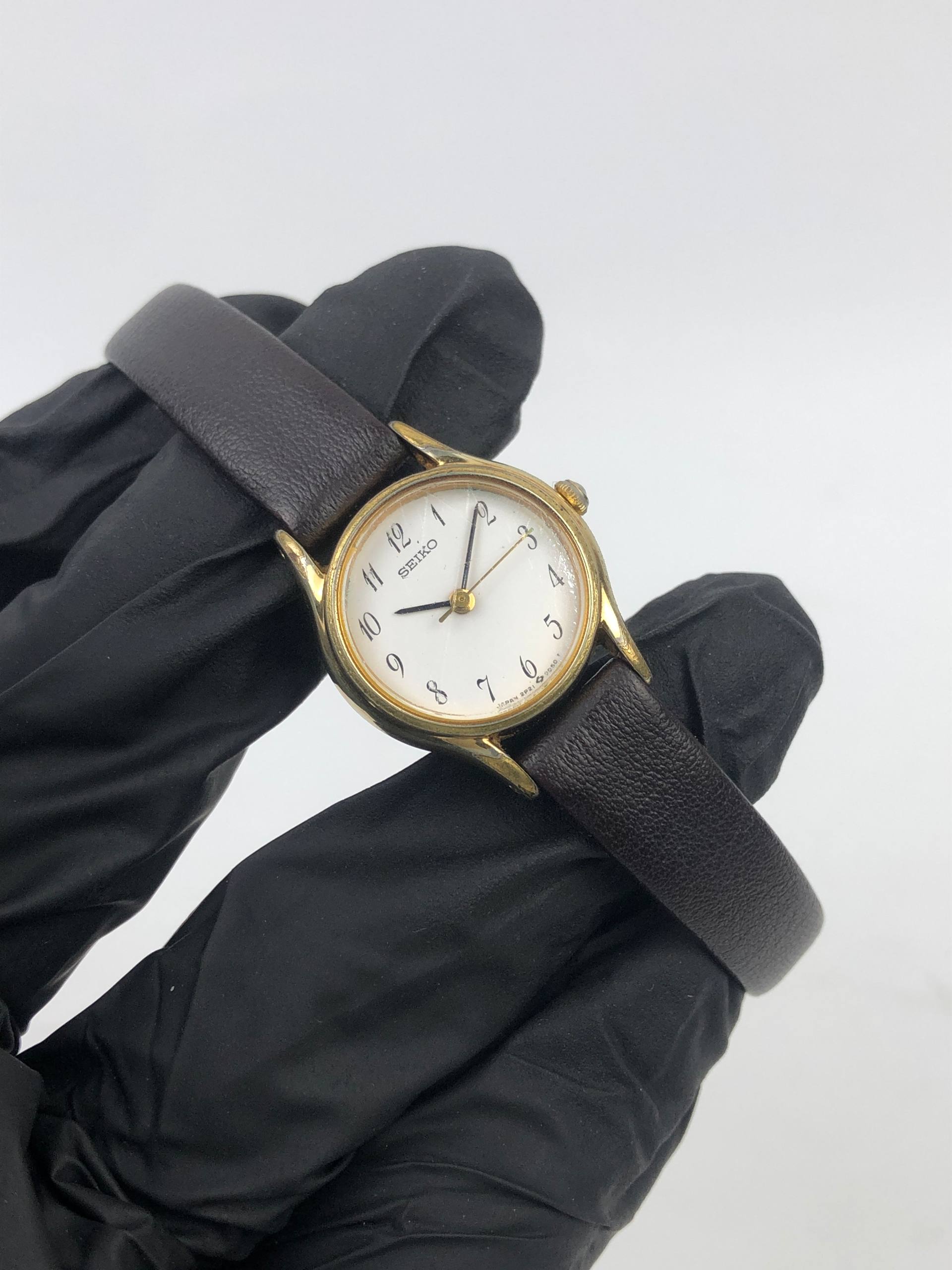 SEIKO 2P21-0A80 QUARTZ NUMERIK LADIES - Gambar 4
