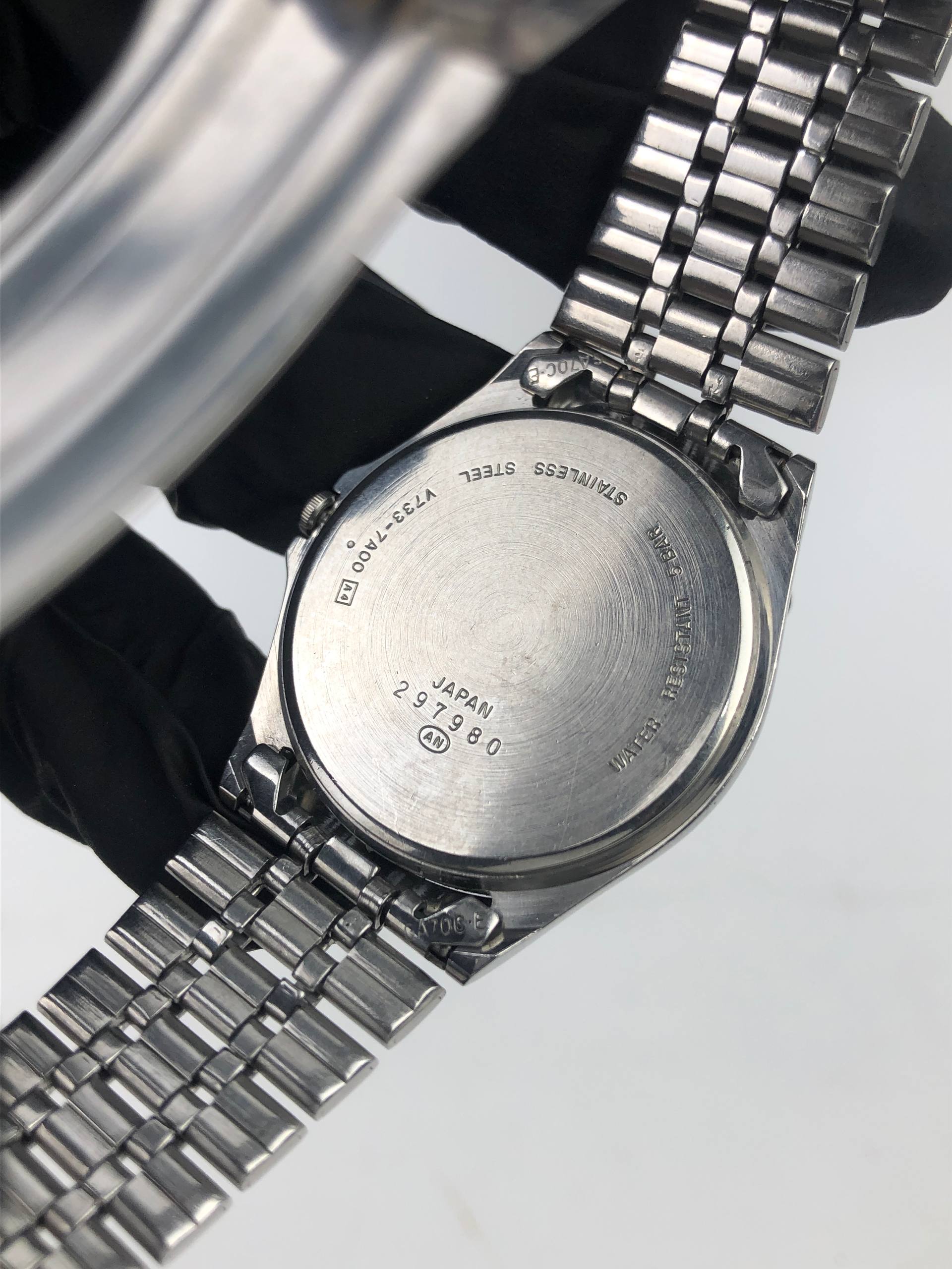 ALBA V733-7A00 ANALOG DAYDATE MAN SIZE - Gambar 8