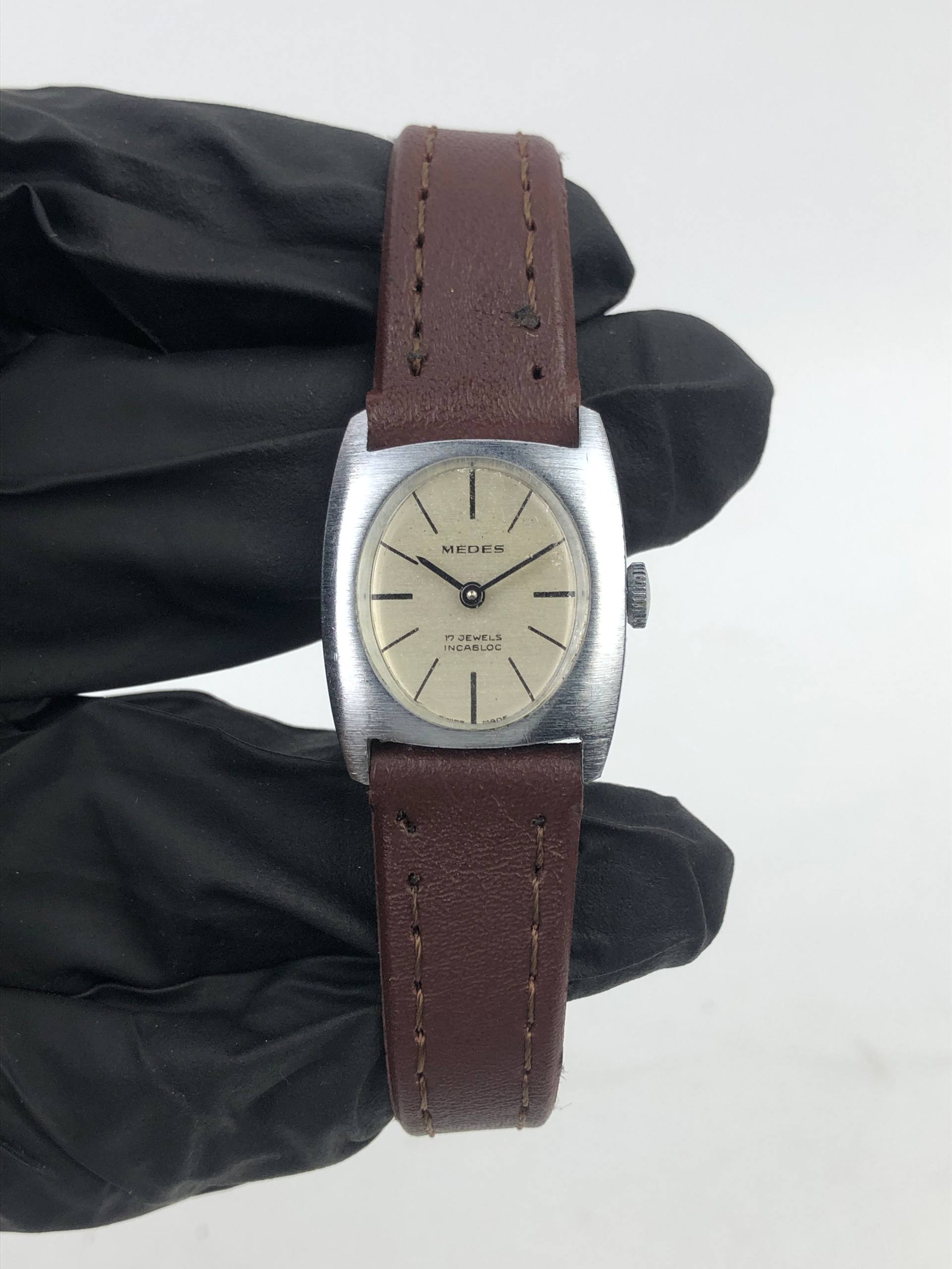SWISSMADE MEDES VIBTAGE MANUAL - Gambar 2