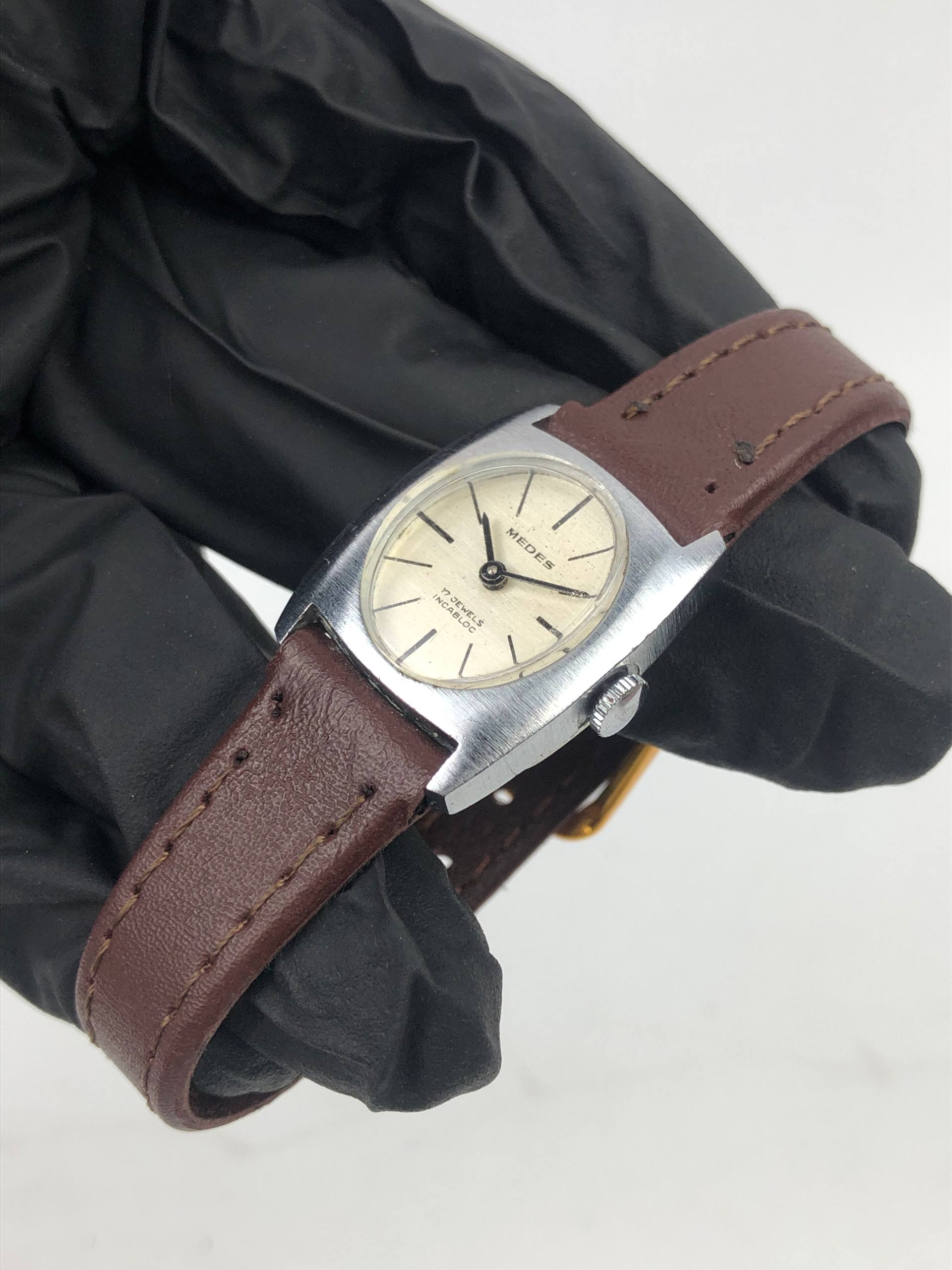 SWISSMADE MEDES VIBTAGE MANUAL - Gambar 3