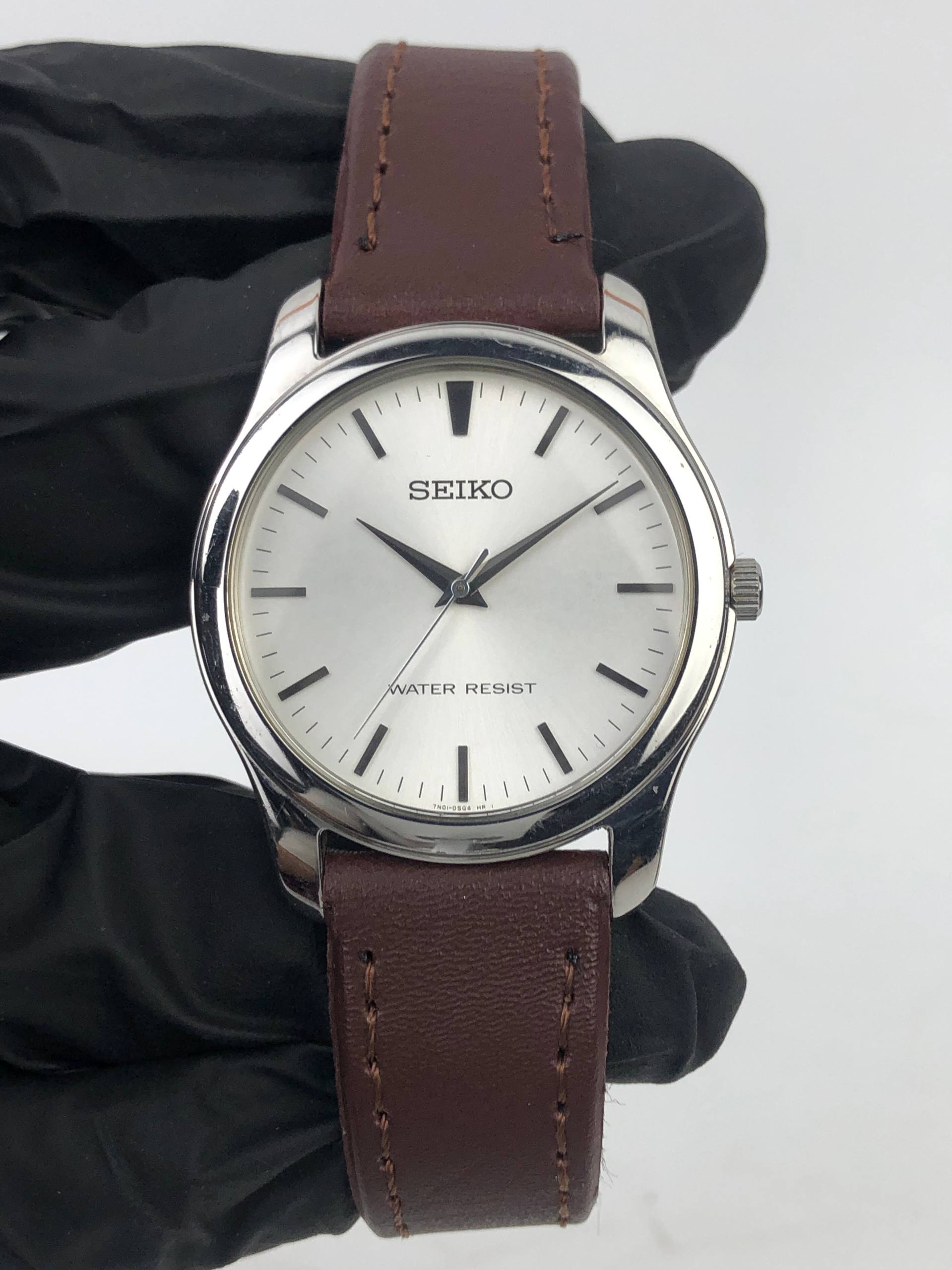 SEIKO 7N01-0DE0 ANALOG MAN SIZE STAINLESS STEEL - Gambar 2
