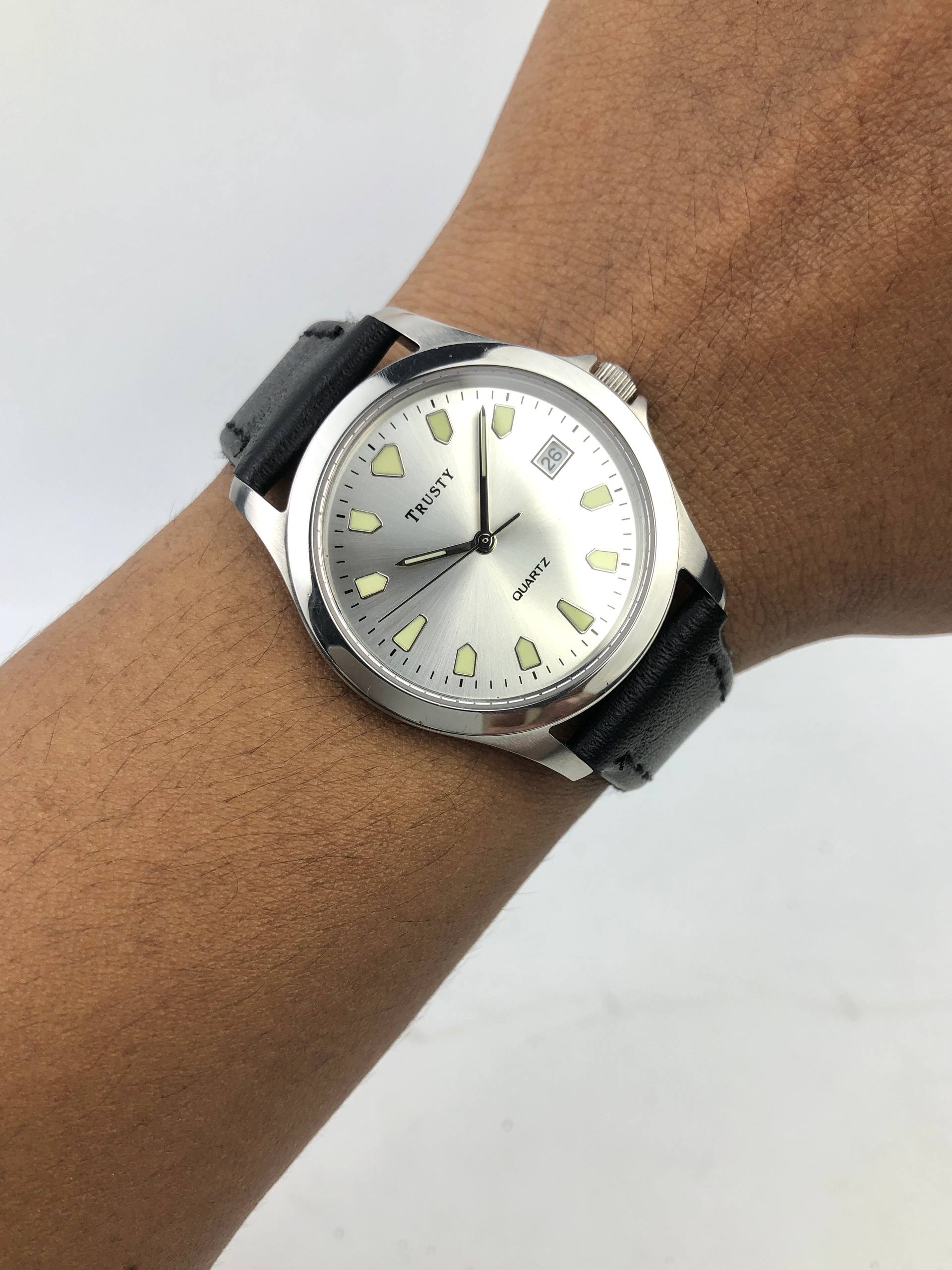 JAPAN WATCH TRUSTY SILVER DIAL