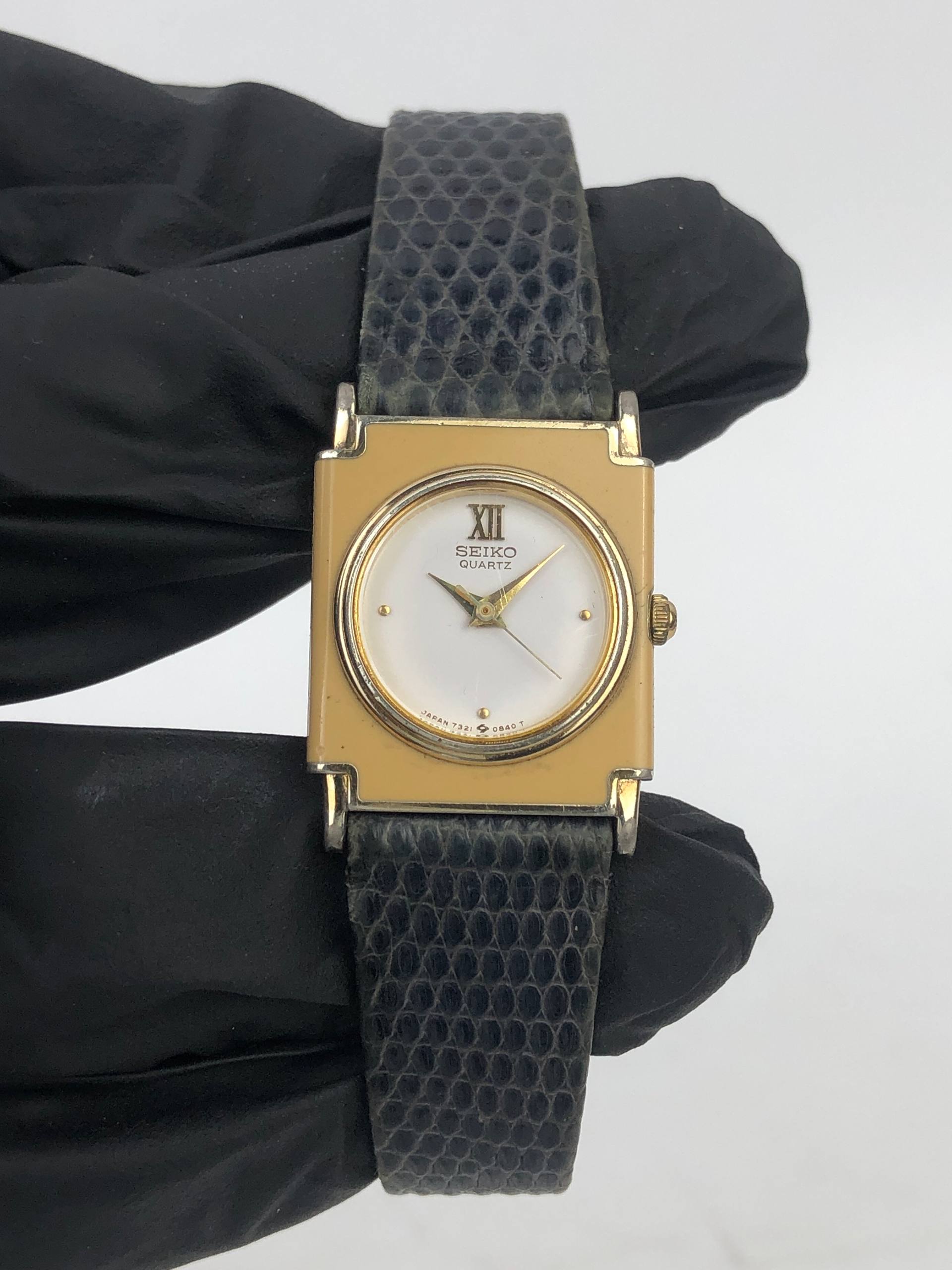 SEIKO 7321-0190 TANK QUARTZ ULTRA THIN - Gambar 2