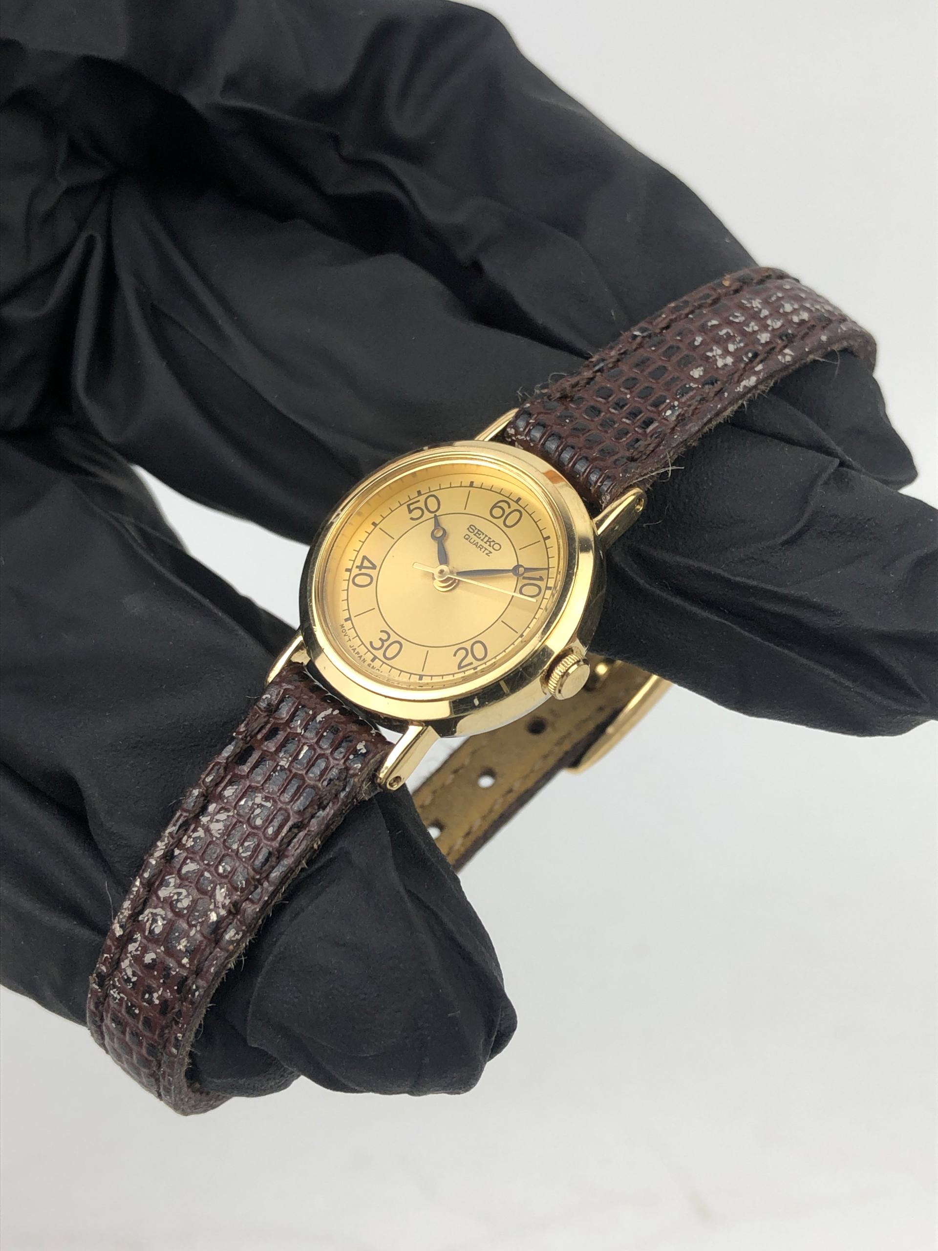 SEIKO 4N01-0301 QUARTZ ALL ORIGINAL - Gambar 3