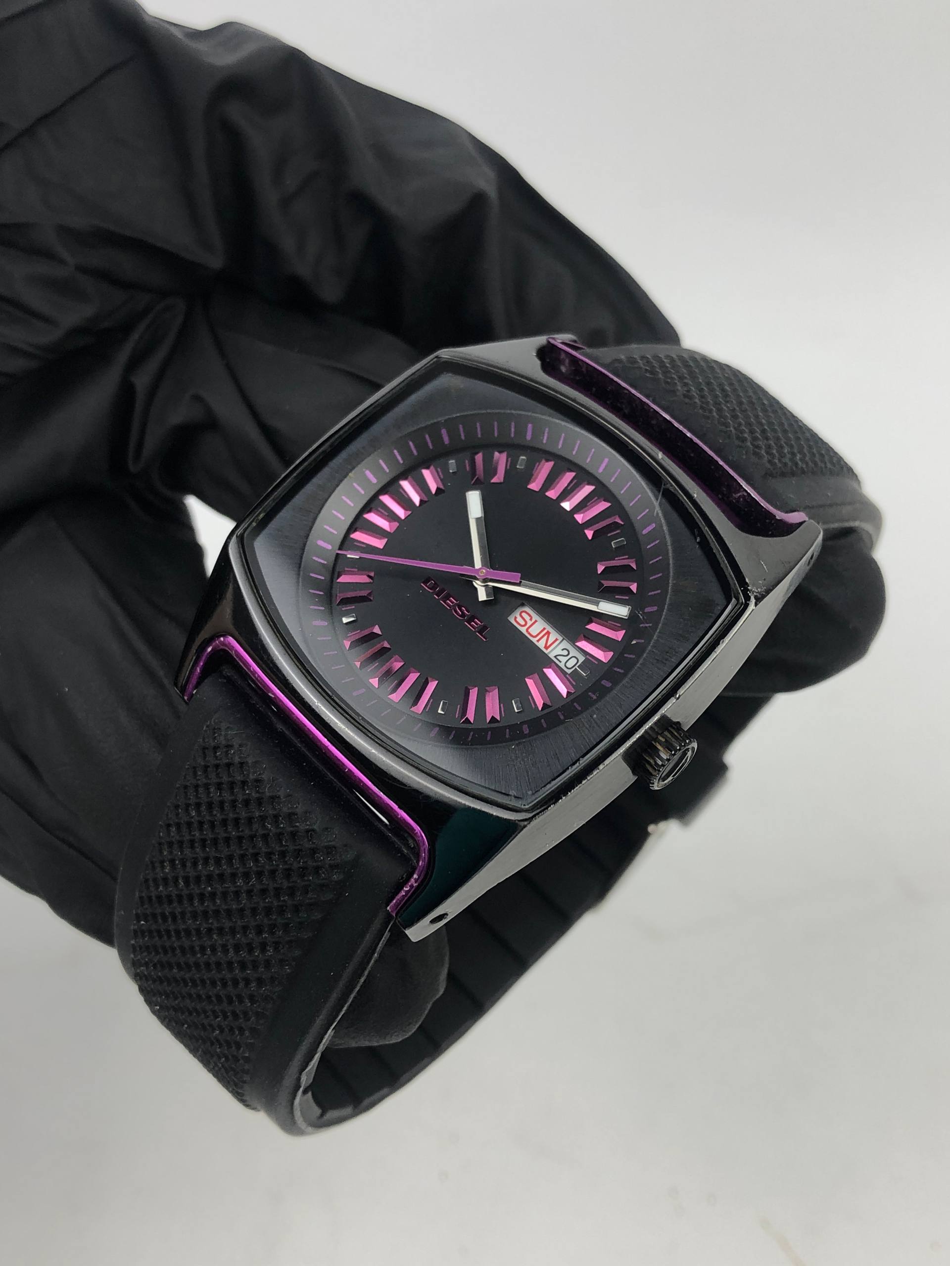 DIESEL ANALOG PURPLE BLACK DZ 5166 QUARTZ - Gambar 3