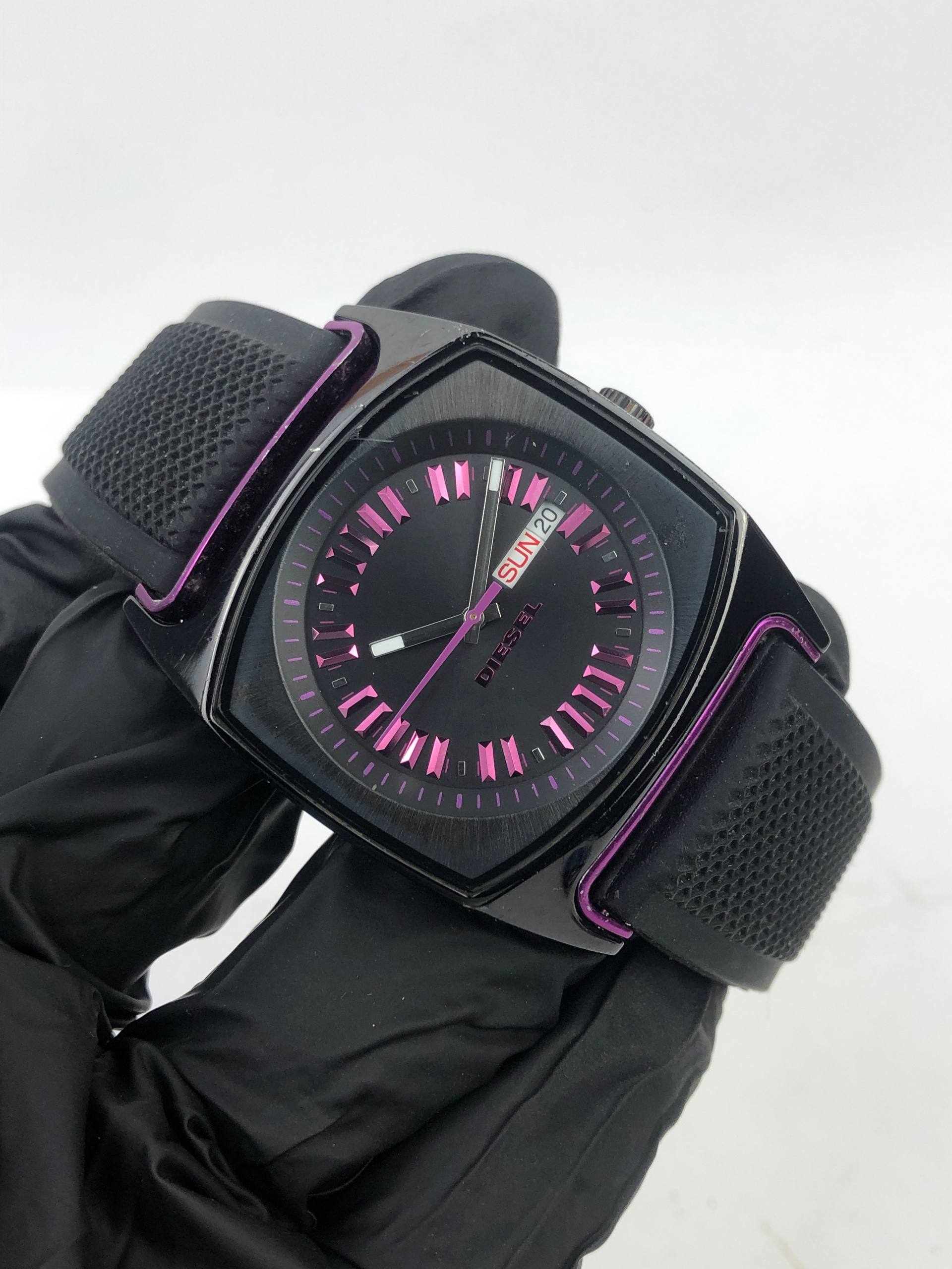 DIESEL ANALOG PURPLE BLACK DZ 5166 QUARTZ - Gambar 4
