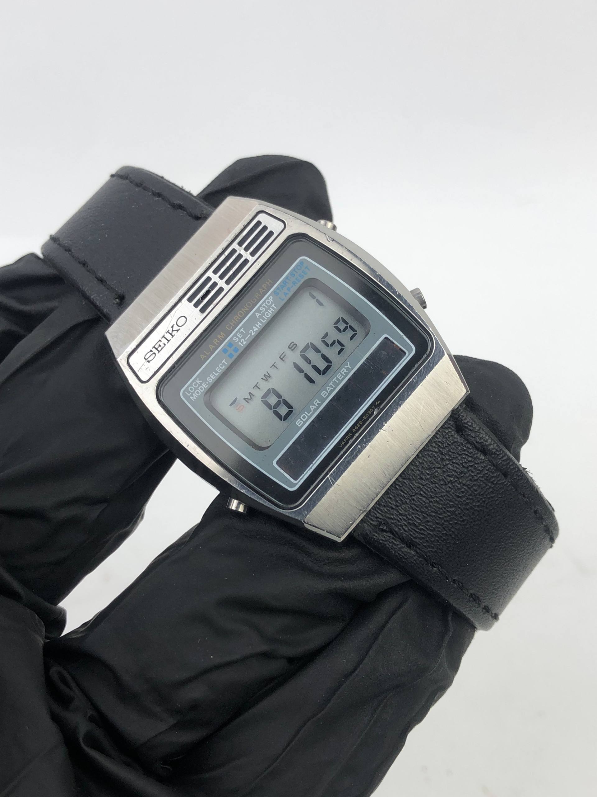SEIKO A628-5020 DIGITAL SOLAR VINTAGE ORIGINAL - Gambar 4