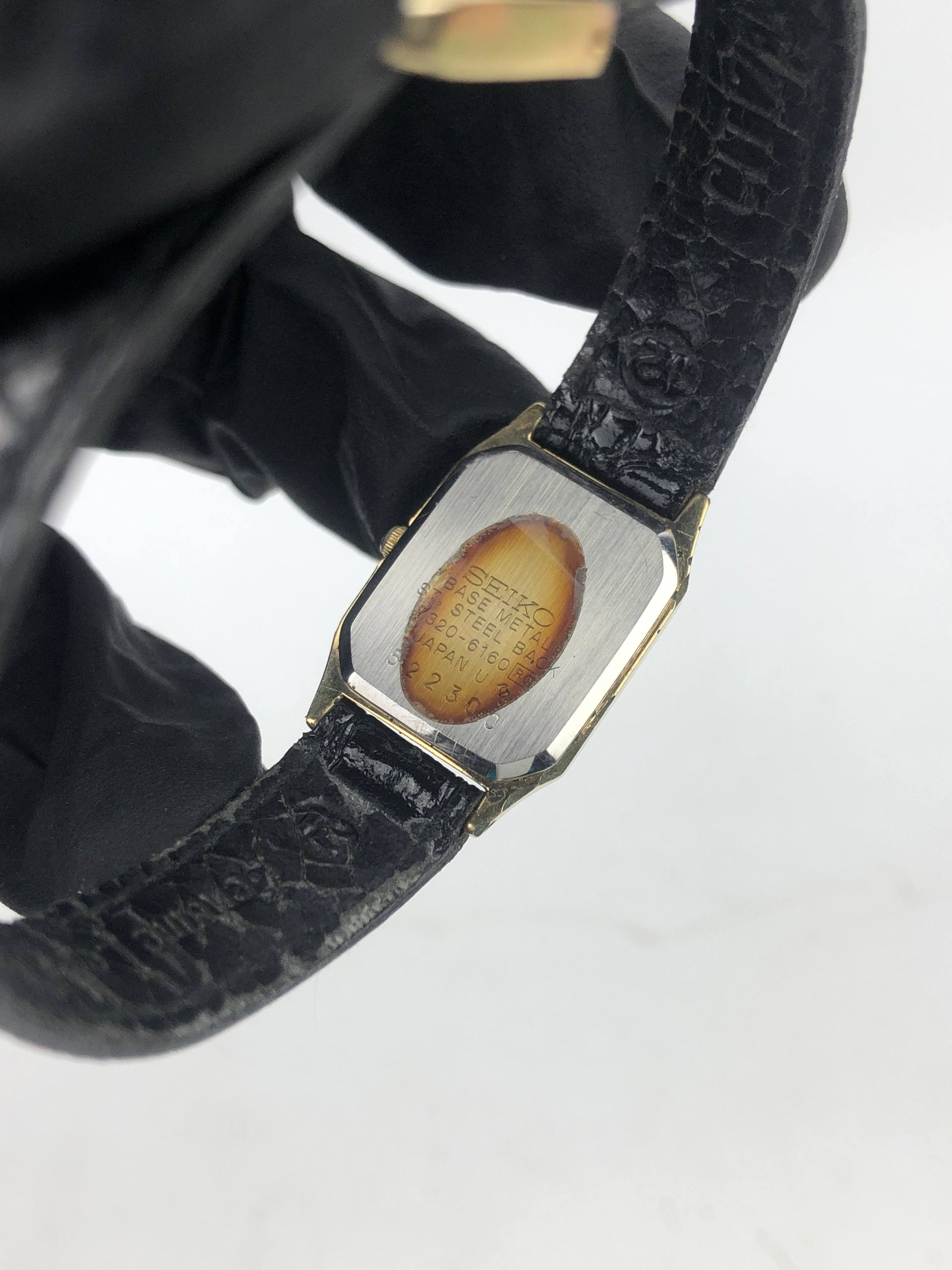 SEIKO TANK 7320-6160 JAPAN QUARTZ GOLD LADY - Gambar 7