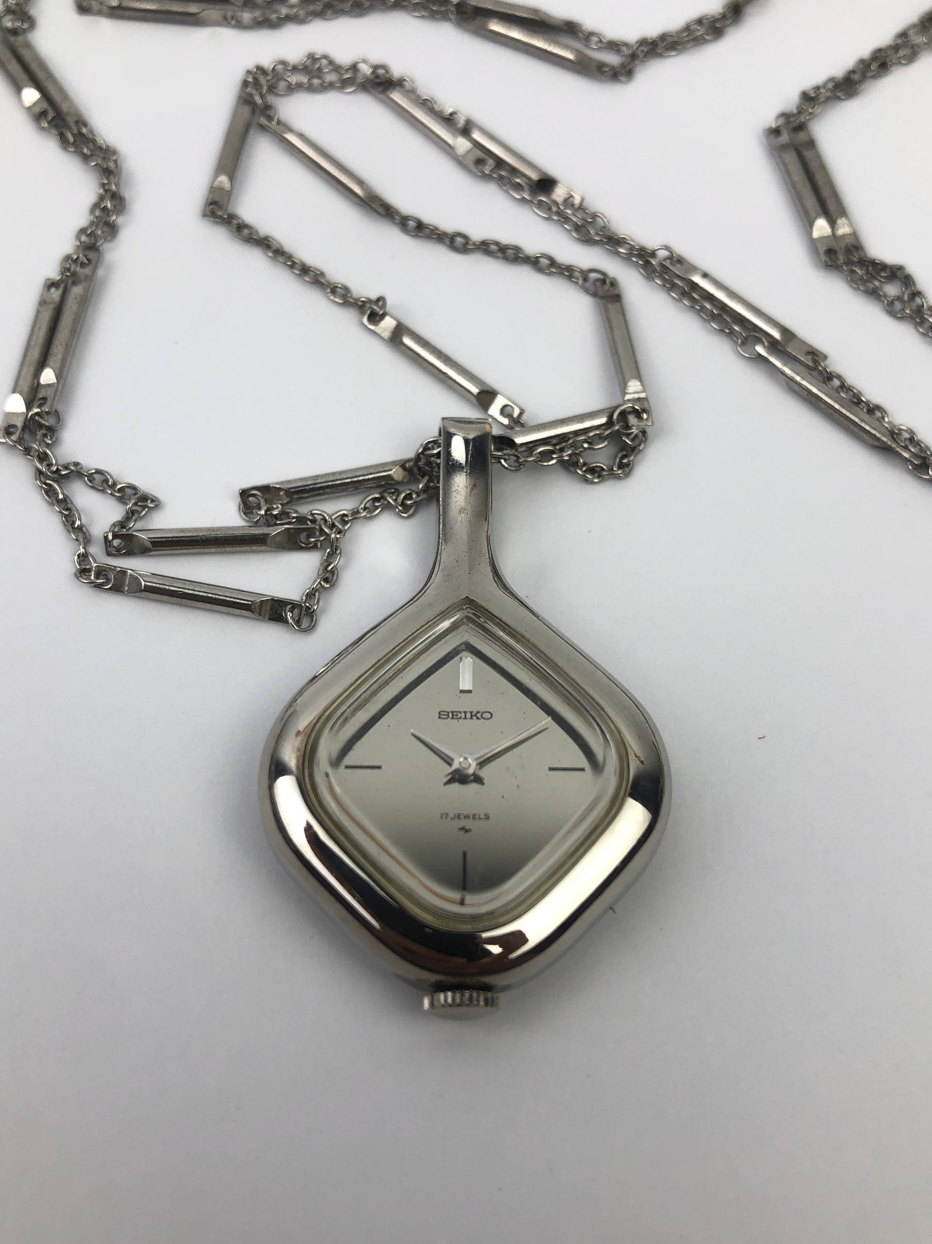 NEKLACE WATCH SEIKO 11-3040R RARE ALL ORIGINAL