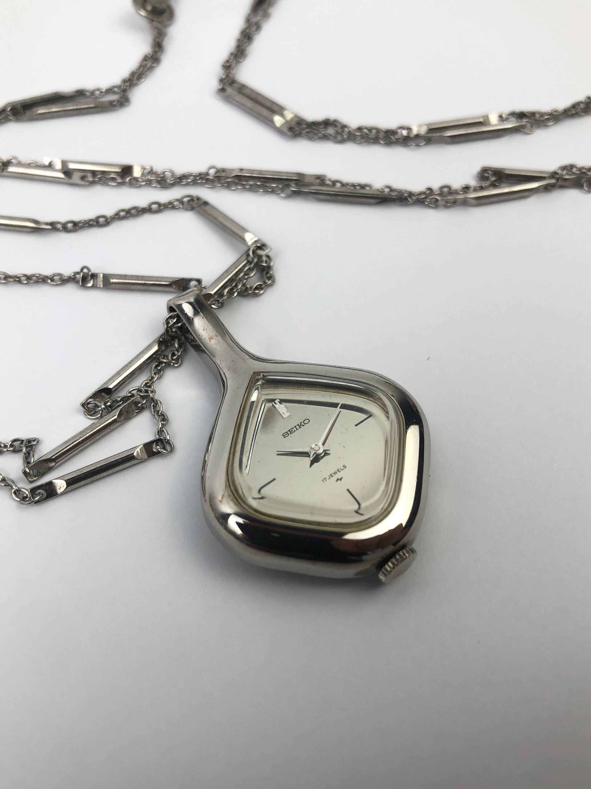 NEKLACE WATCH SEIKO 11-3040R RARE ALL ORIGINAL - Gambar 2