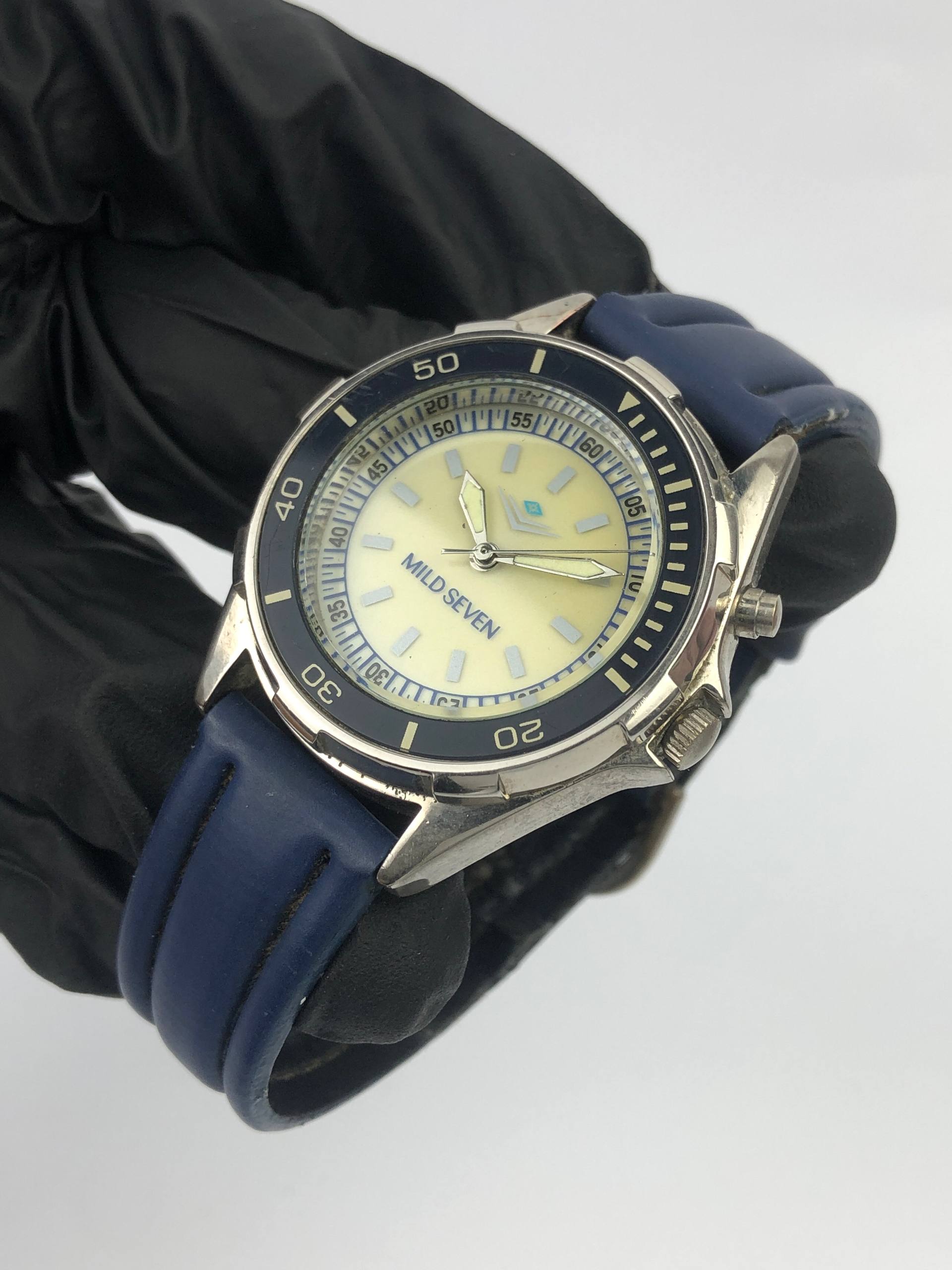 MILD SEVEN JAPAN QUARTZ - Gambar 3