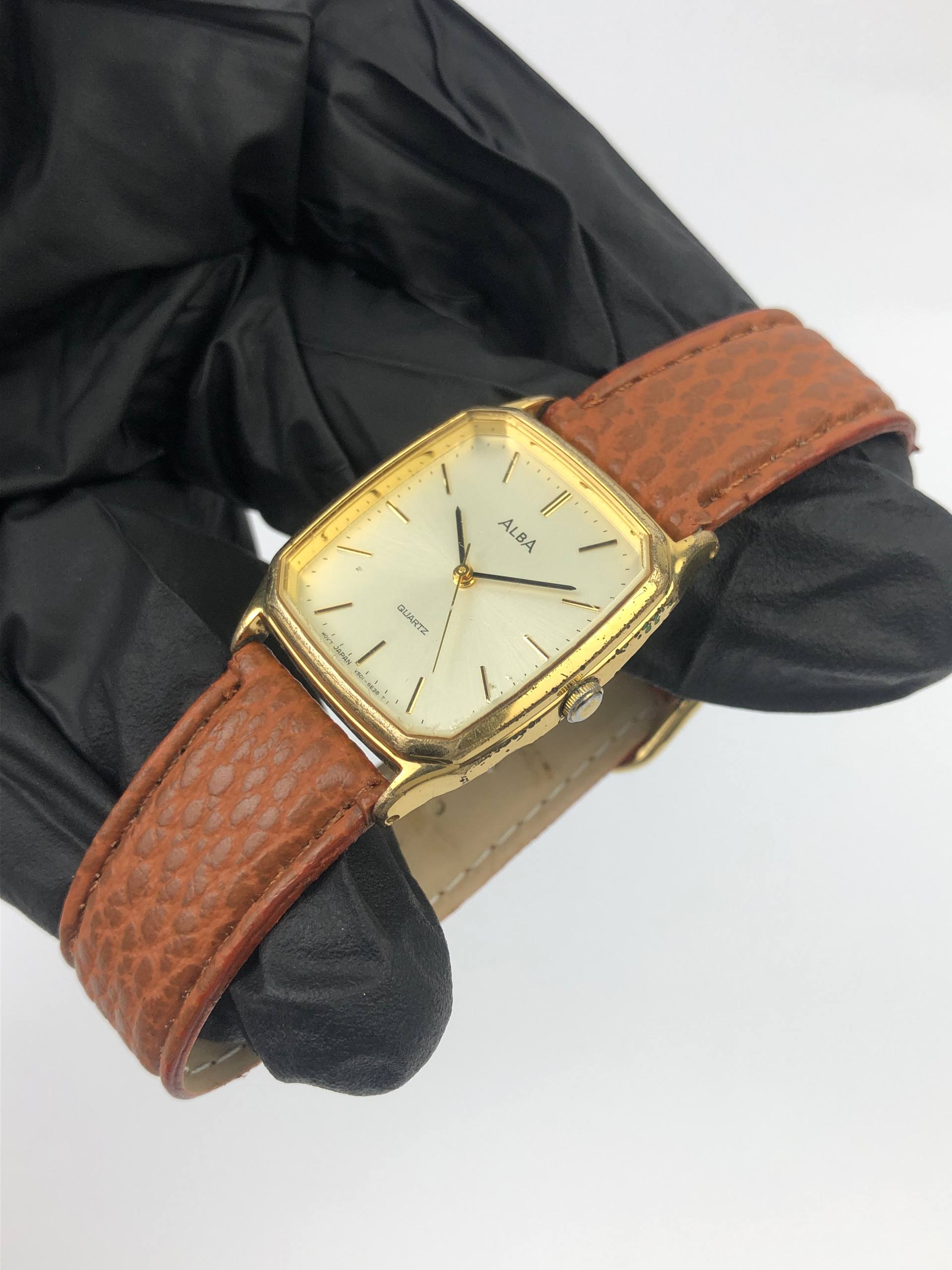 ALBA V601-5C30 ANALOG SQUARE KLASIK MAN SIZE - Gambar 4