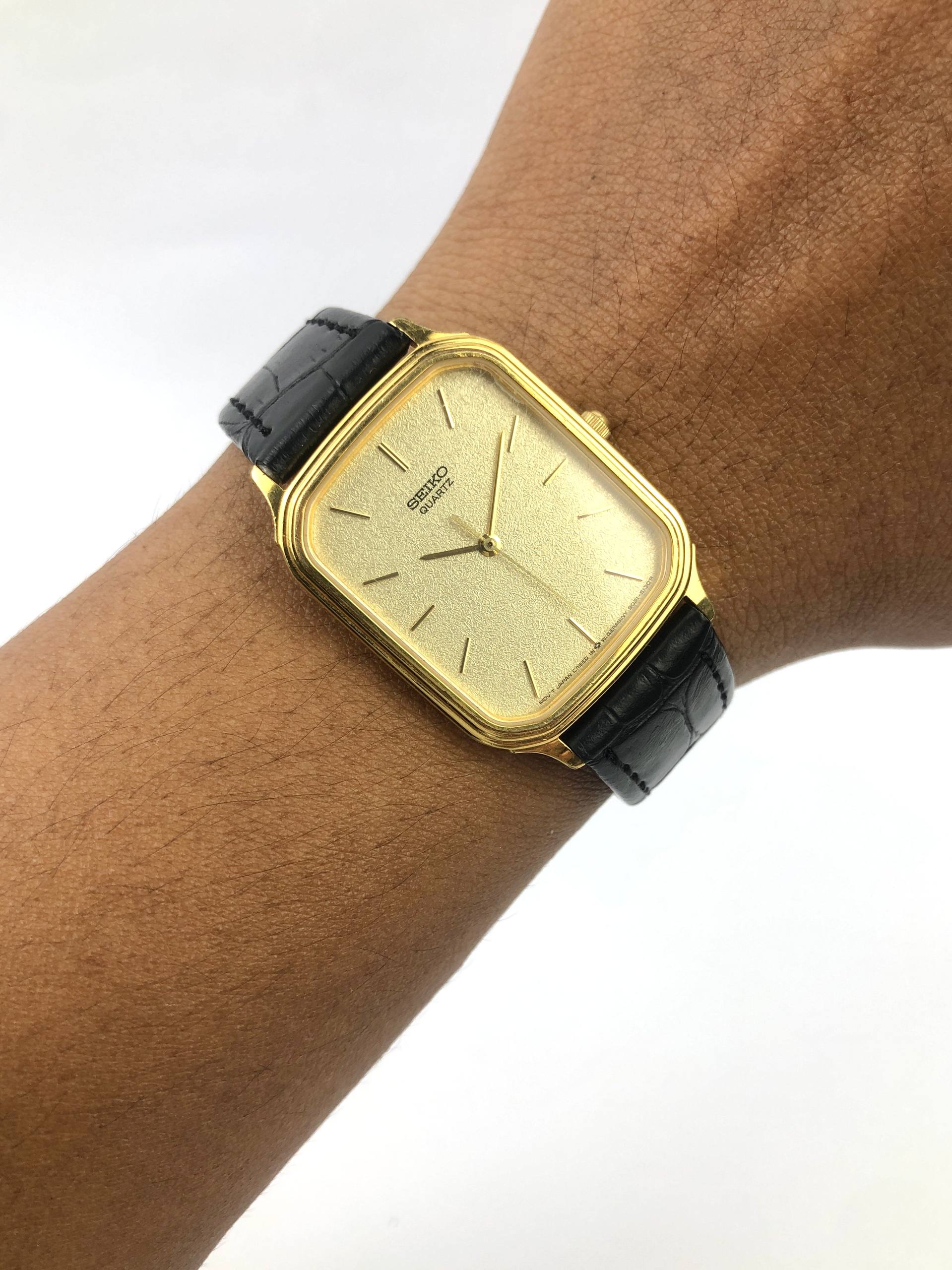 SEIKO 9021-5090 TEXTURE DIAL JAPAN QUARTZ
