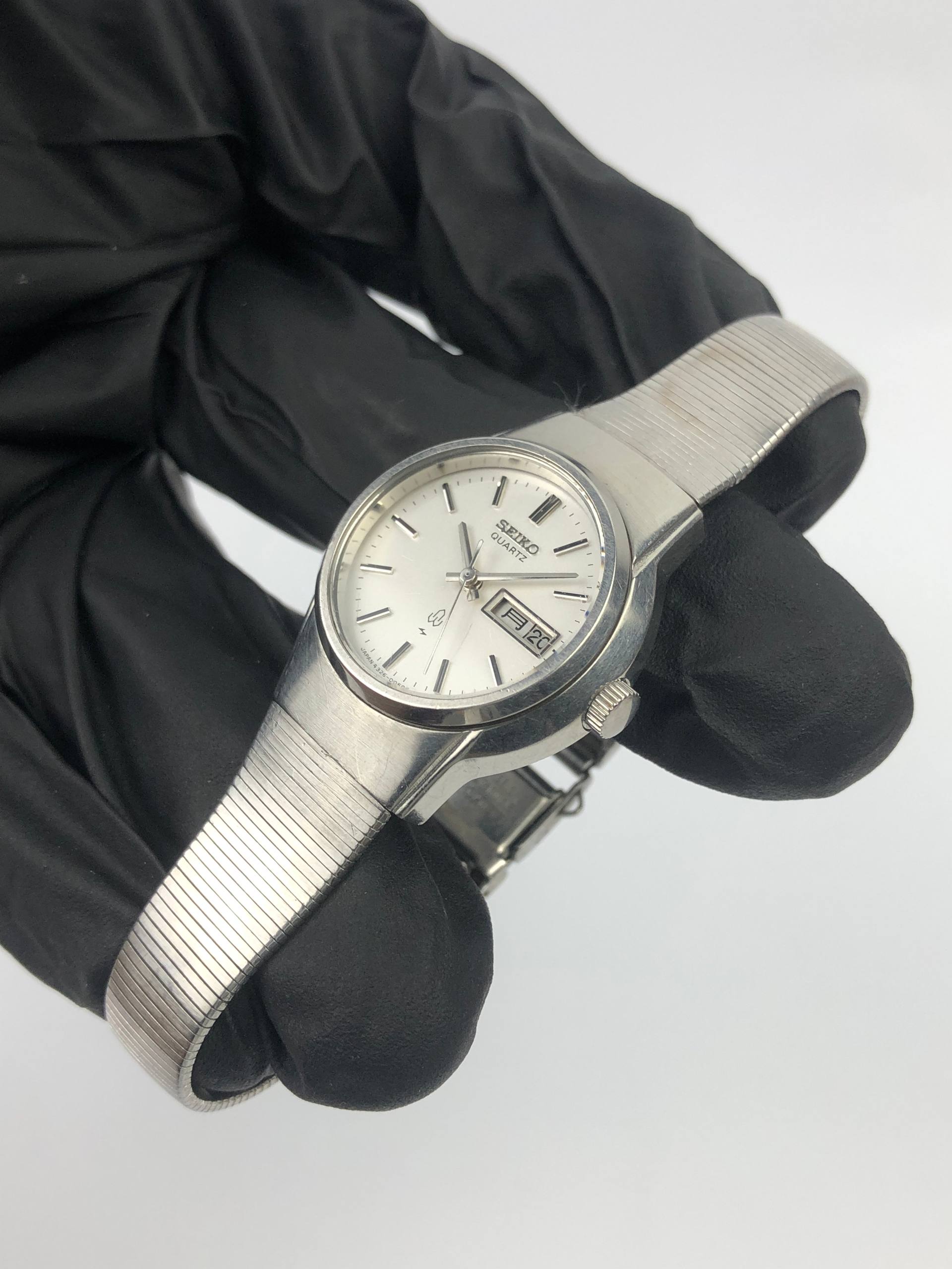 SEIKO 4326-0050 ANALOG QUARTZ DAYDATE LADY FULL ORIGINAL - Gambar 3