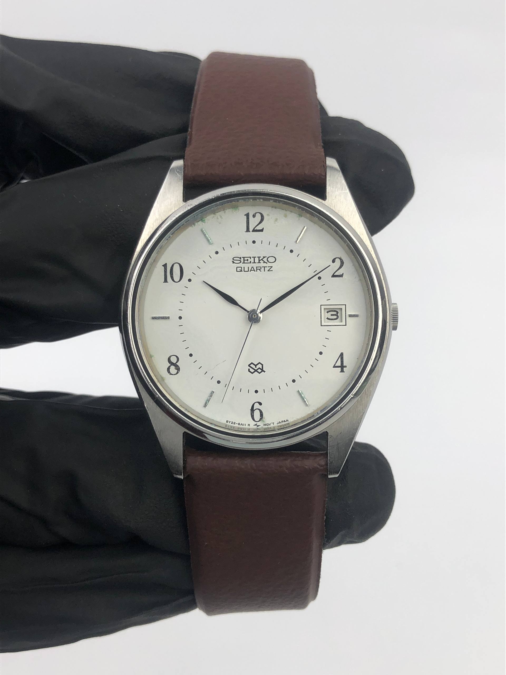 SEIKO 5Y22-8A01 SQ QUARTZ DATE JAPAN - Gambar 2