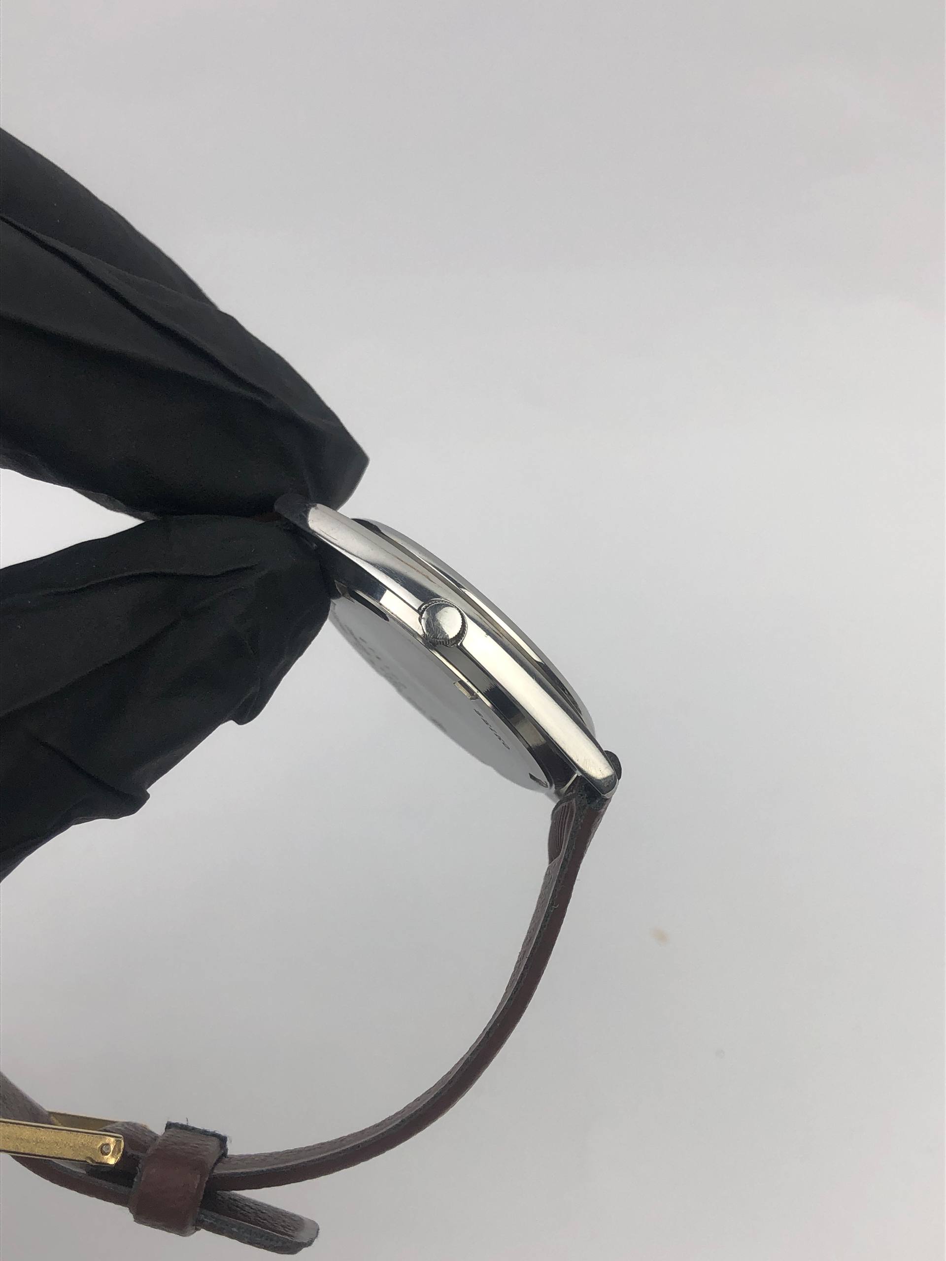 SEIKO 5Y22-8A01 SQ QUARTZ DATE JAPAN - Gambar 5
