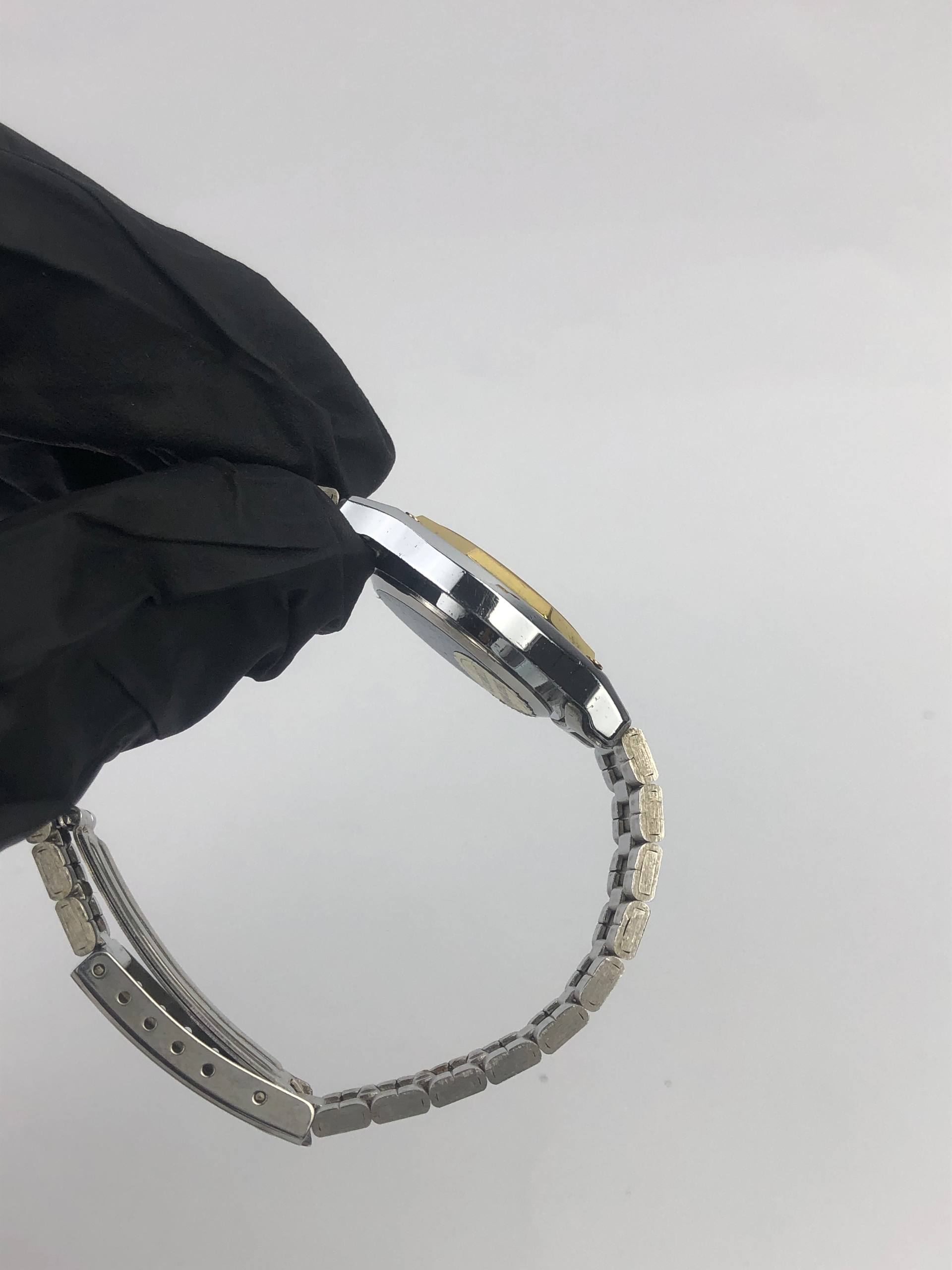 CORNAVIAN QUARTZ TWOTONE ROMAN DIAL - Gambar 6