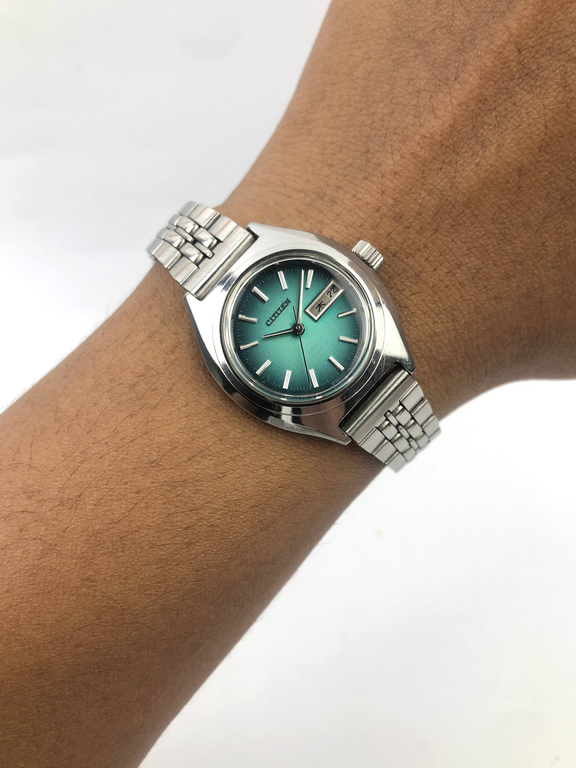 CITIZEN 6600 AUTOMATIC GREEN SUNBURST DIAL ALL ORI