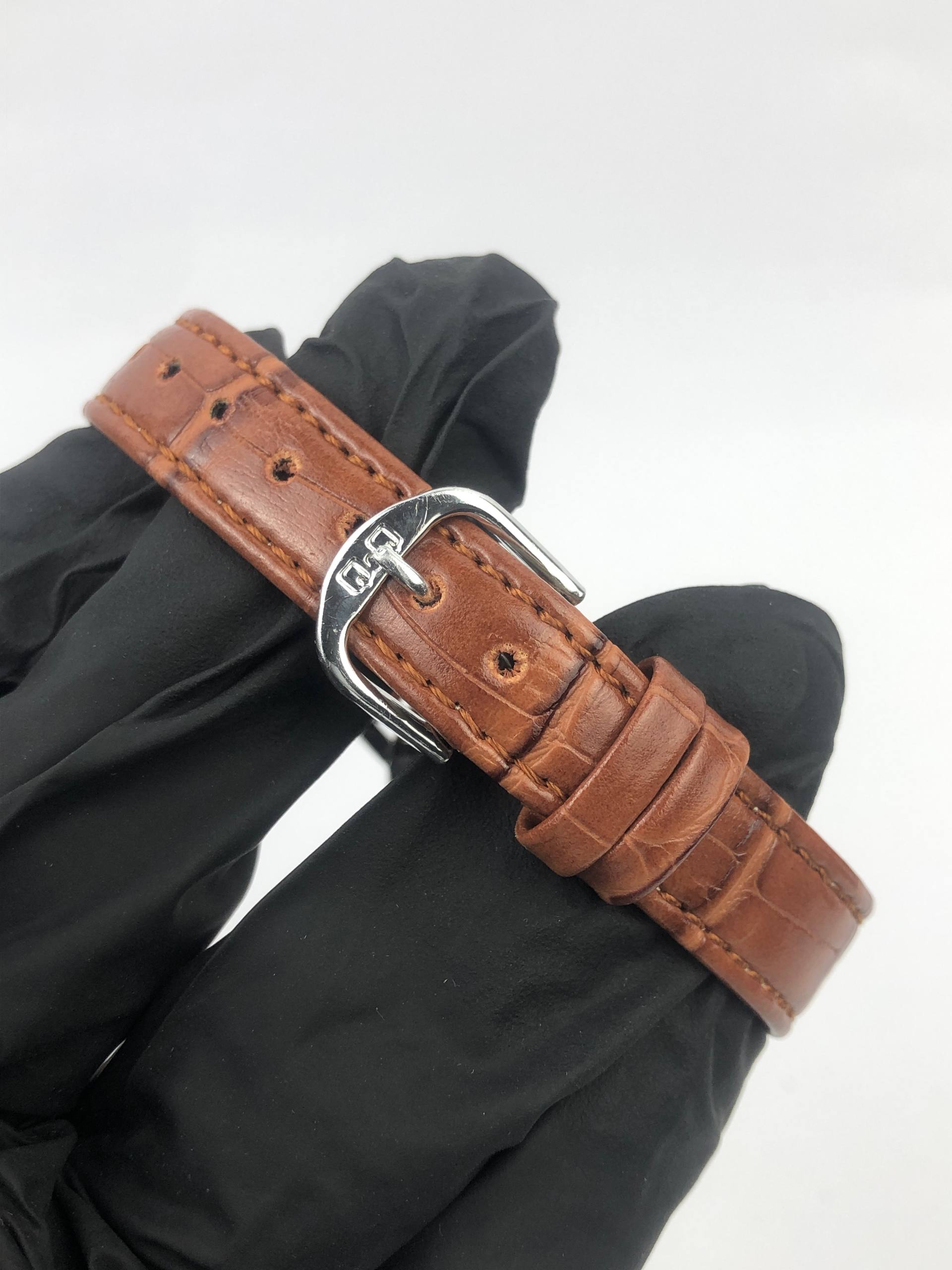 Q&Q JAPAN ANALOG QUARTZ MIDSIZE - Gambar 8