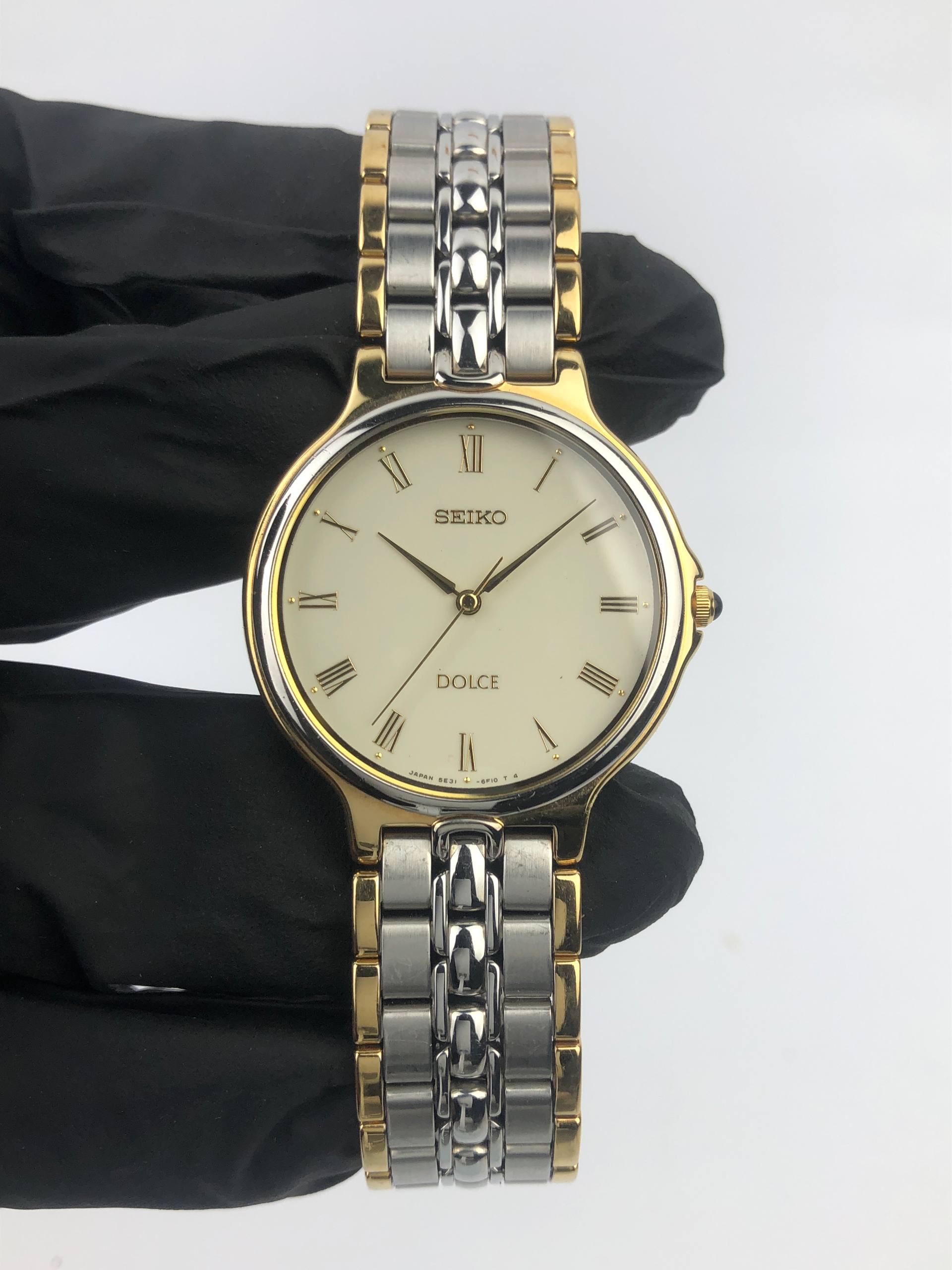 SEIKO DOLCE 5E31-6E60 ROMAN DIAL TWOTONE CASE - Gambar 2