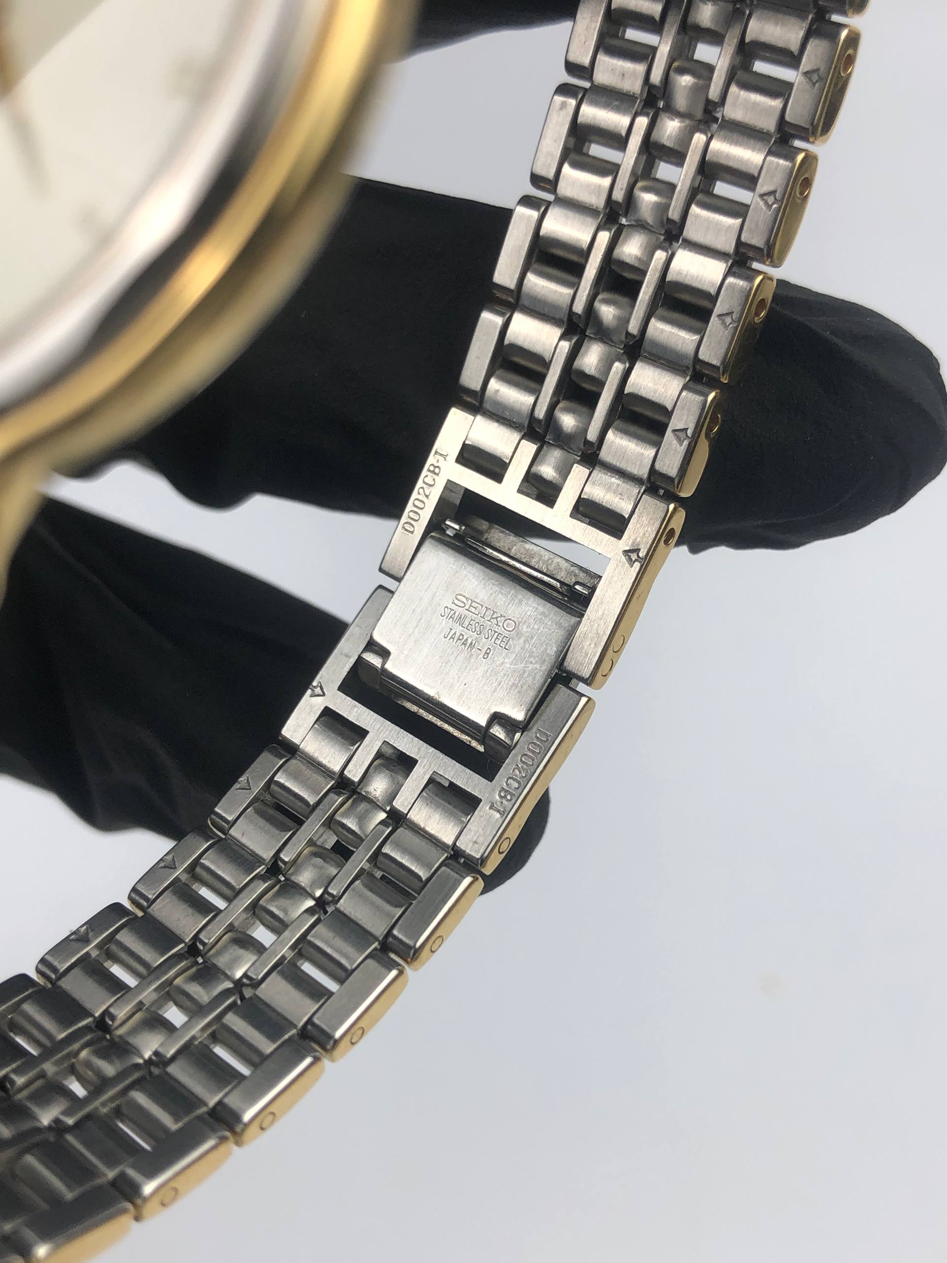SEIKO DOLCE 5E31-6E60 ROMAN DIAL TWOTONE CASE - Gambar 7