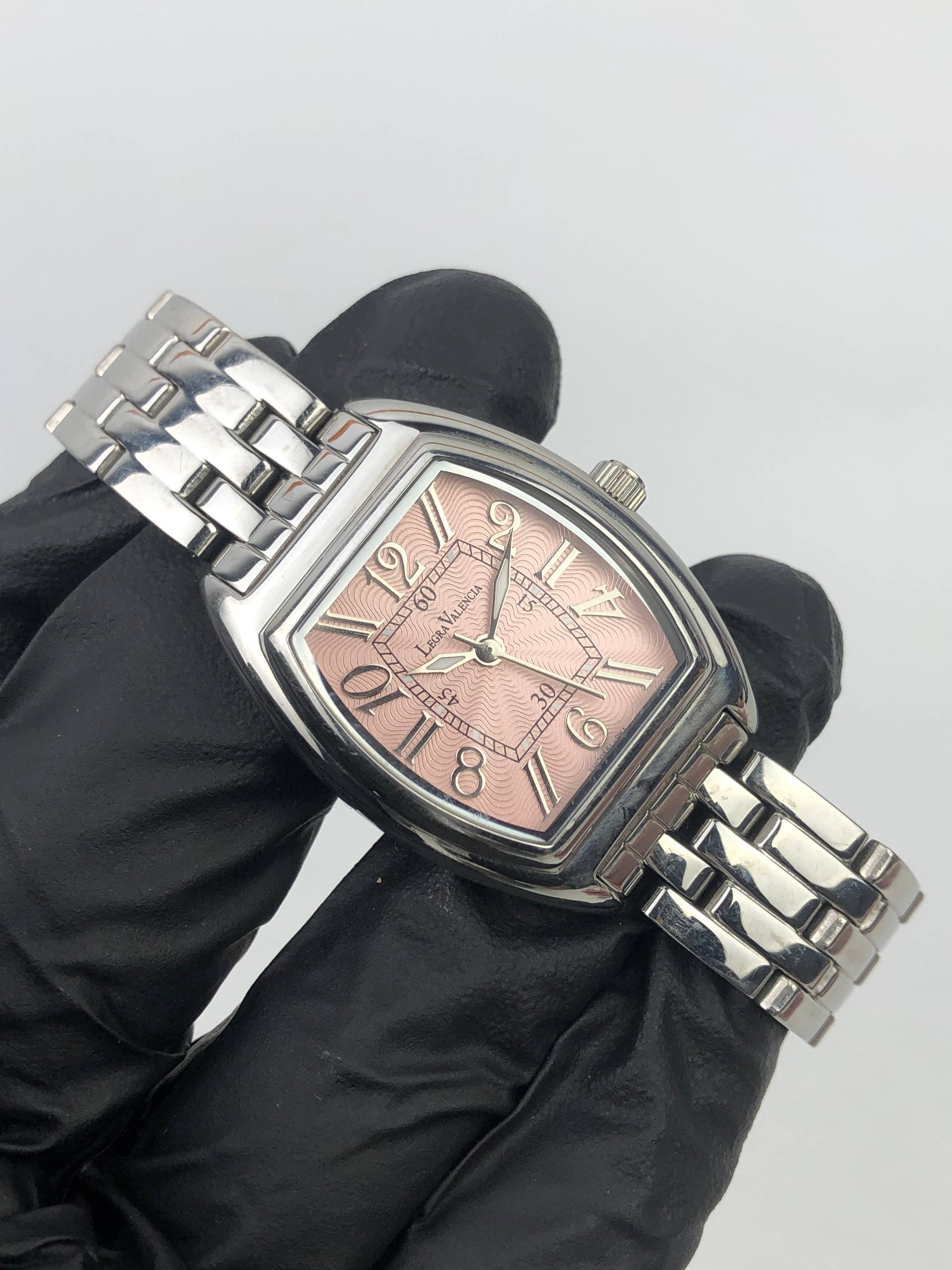 LEGRA VALENCIA LADIES TONNEAU PINK GUILLOCHE DIAL STAINLESS STEEL WATCH - Gambar 3