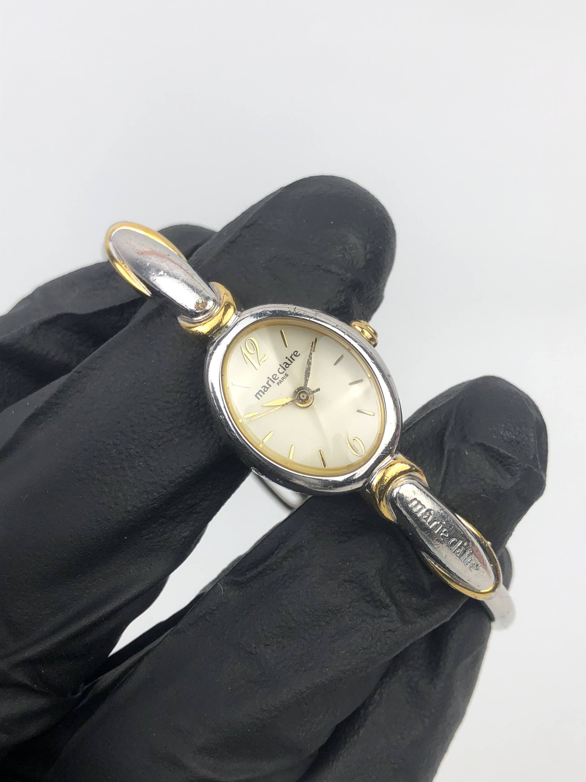 MARIE CLAIRE LADIES CHAMPAGNE DIAL BANGLE BRACELET WATCH - Gambar 4