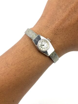 SEIKO 17 JEWELS MANUAL WIND FANCY CASE