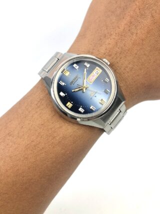 SEIKO LORD MATIC 5606-7290 BLUE SUNBURST DIAL 25 JEWELS AUTOMATIC JAPAN